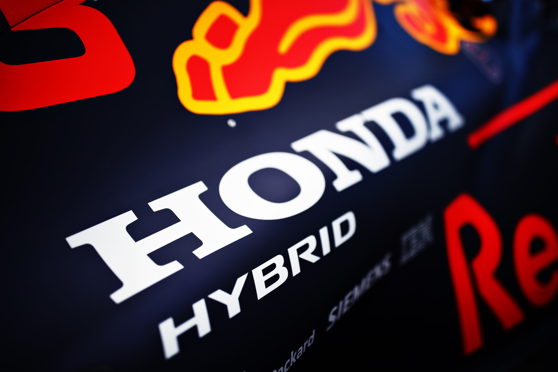 Honda Quits Formula 1 Racing To Focus On Evs And Fuel Cell Tech