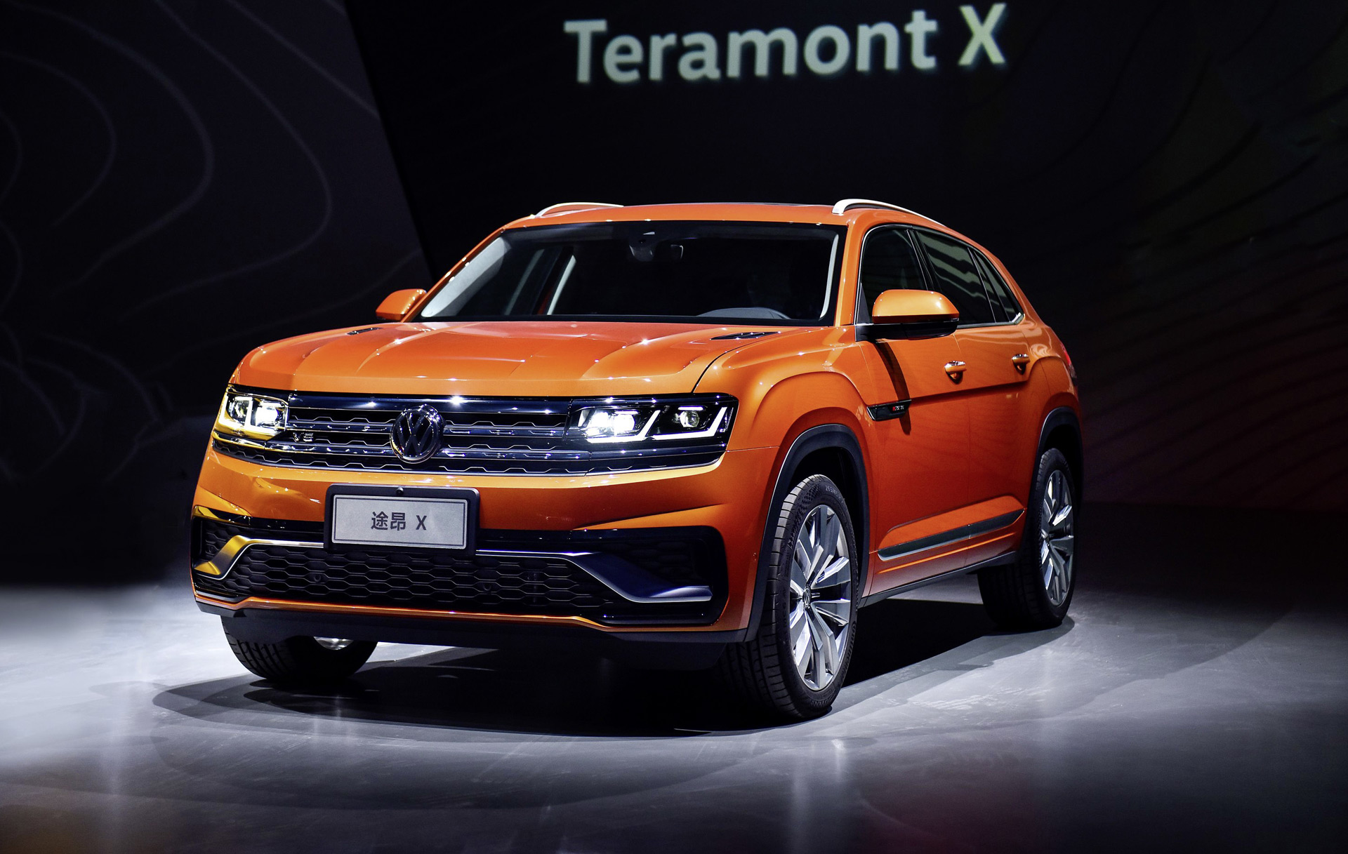 VW's 2-row Atlas SUV shown in China as Teramont X