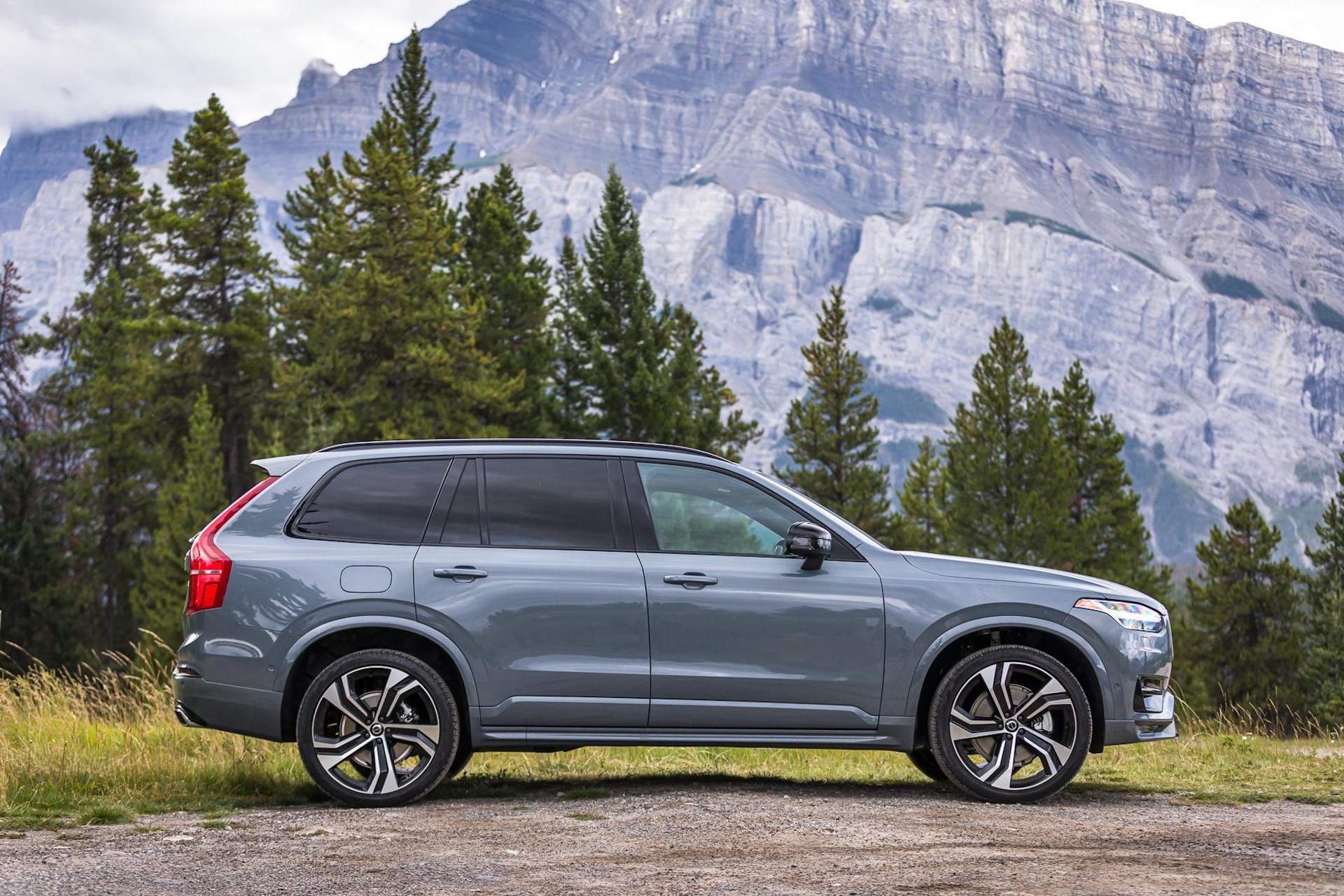 next volvo xc90 to offer electric option