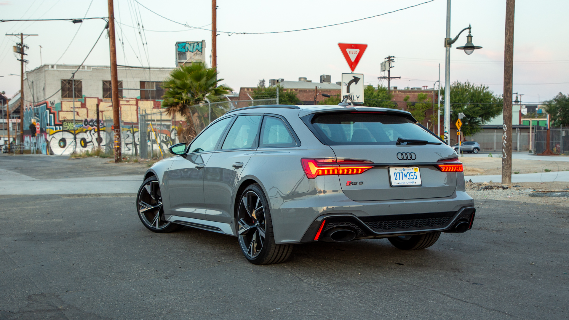 First Drive Review 2021 Audi Rs 6 Avant Blends Massive Performance And Mass Appeal 9748