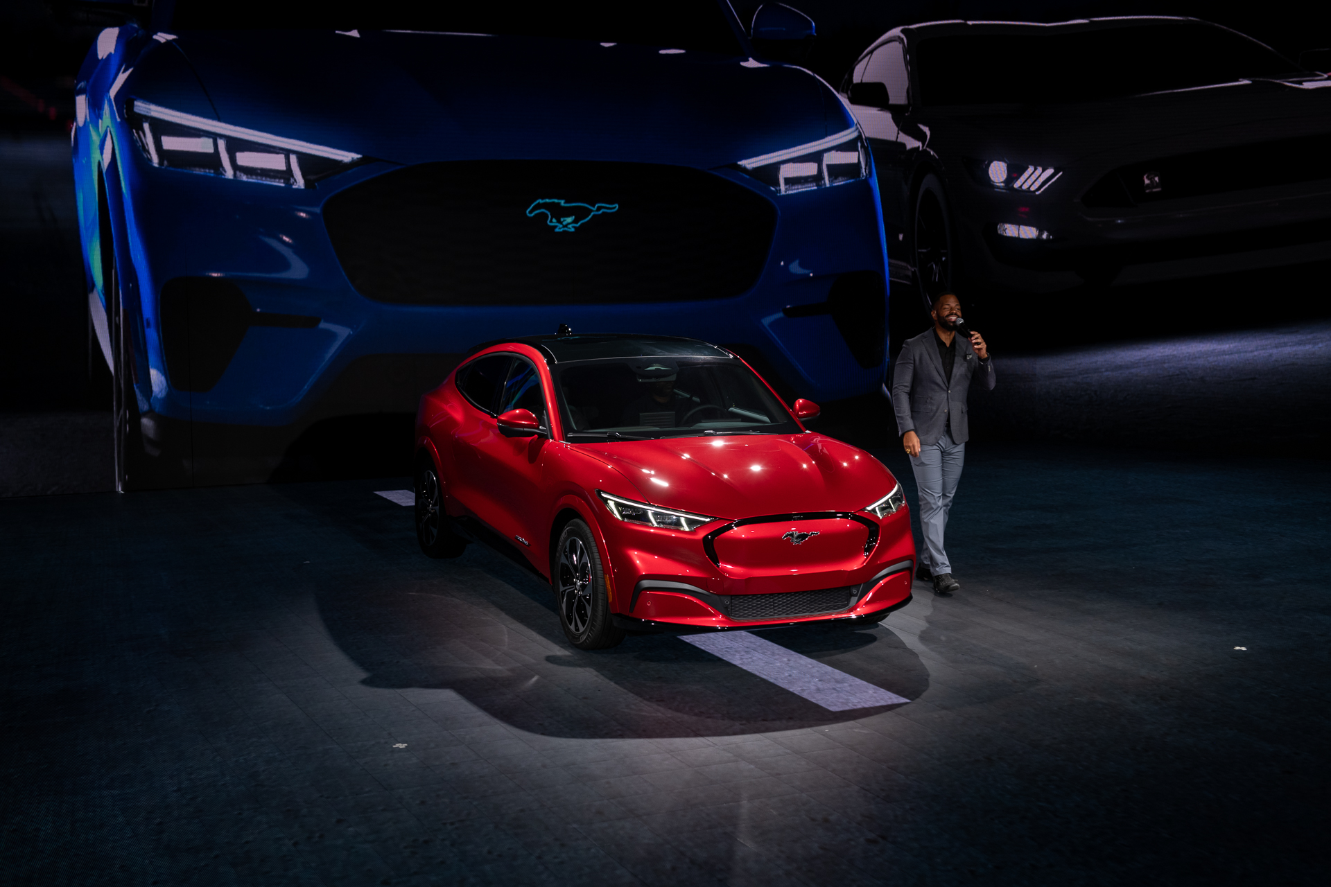 2021 ford mustang mache preview electric suv targeting