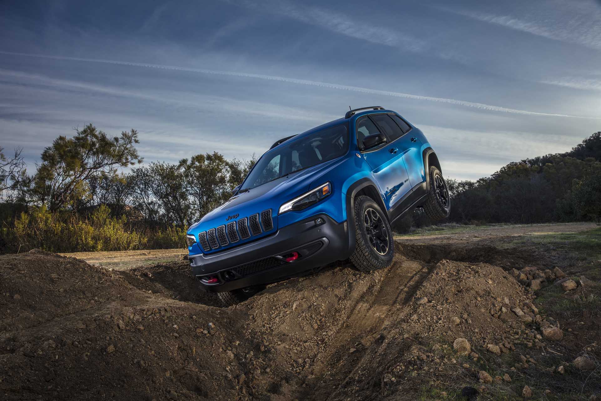 21 Jeep Cherokee Review Ratings Specs Prices And Photos The Car Connection