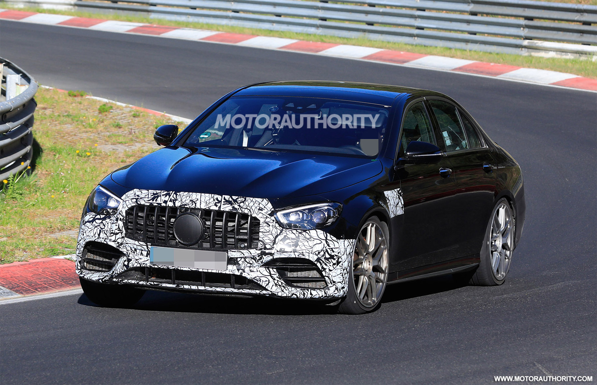 21 Mercedes Amg E63 Spy Shots And Video