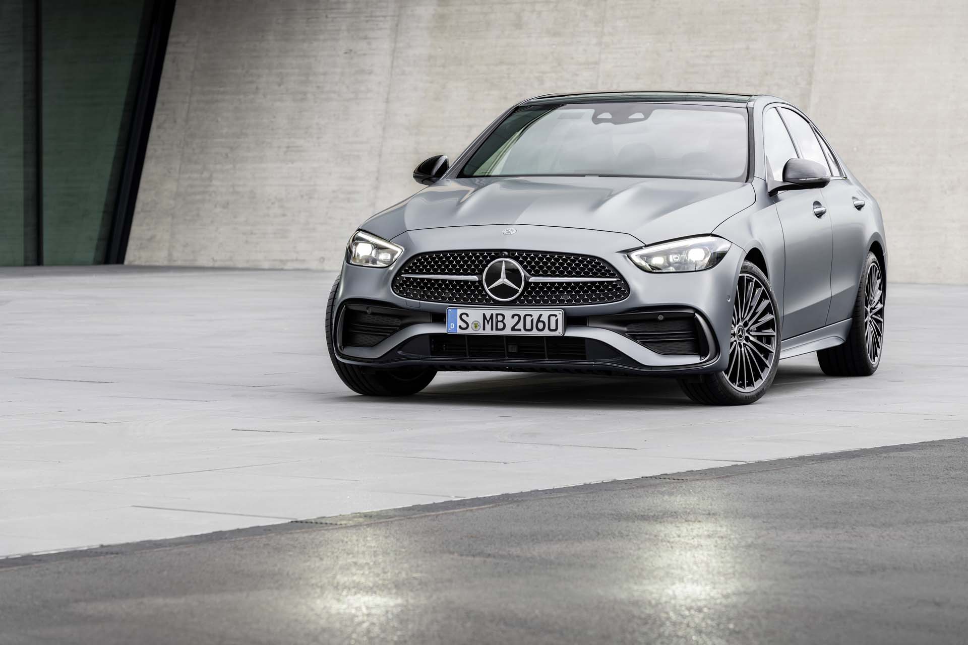 Next Mercedes Benz Amg C63 Will Reportedly Be A Plug In Hybrid With A 4 Cylinder 550 Hp