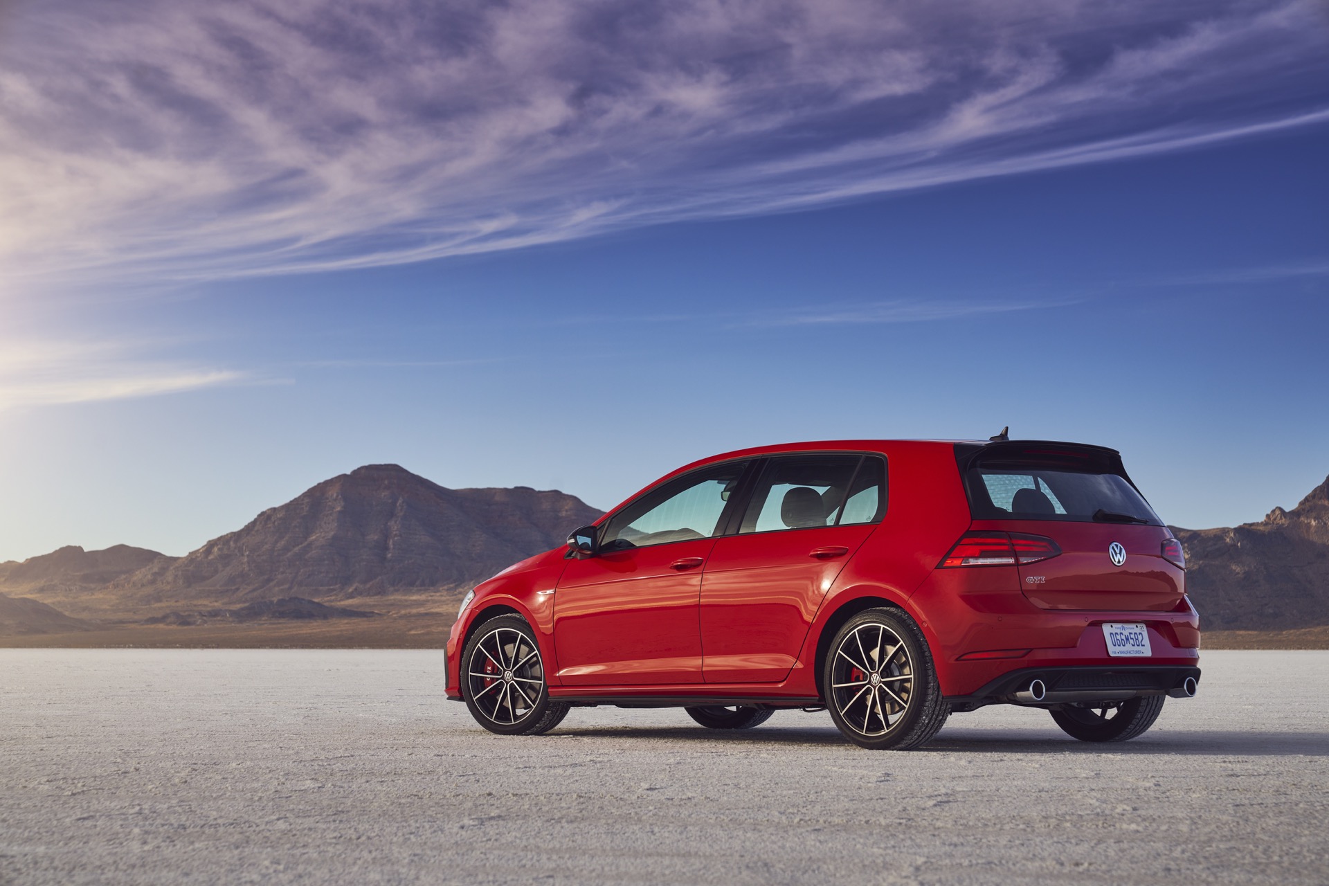 Og Outlook friktion 2021 Volkswagen Golf (VW) Review, Ratings, Specs, Prices, and Photos - The  Car Connection