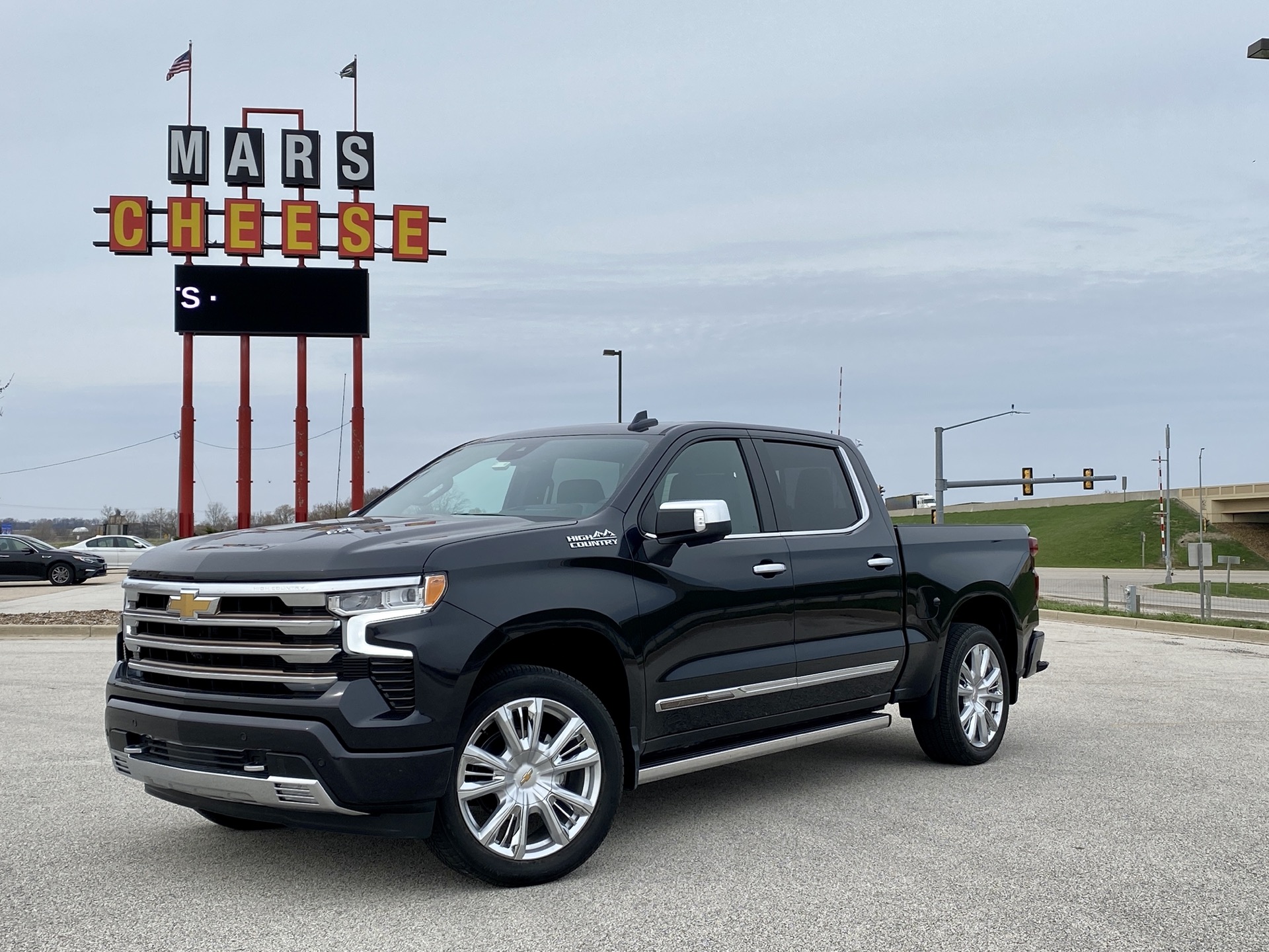 2022-chevrolet-silverado-1500-chevy-review-ratings-specs-prices
