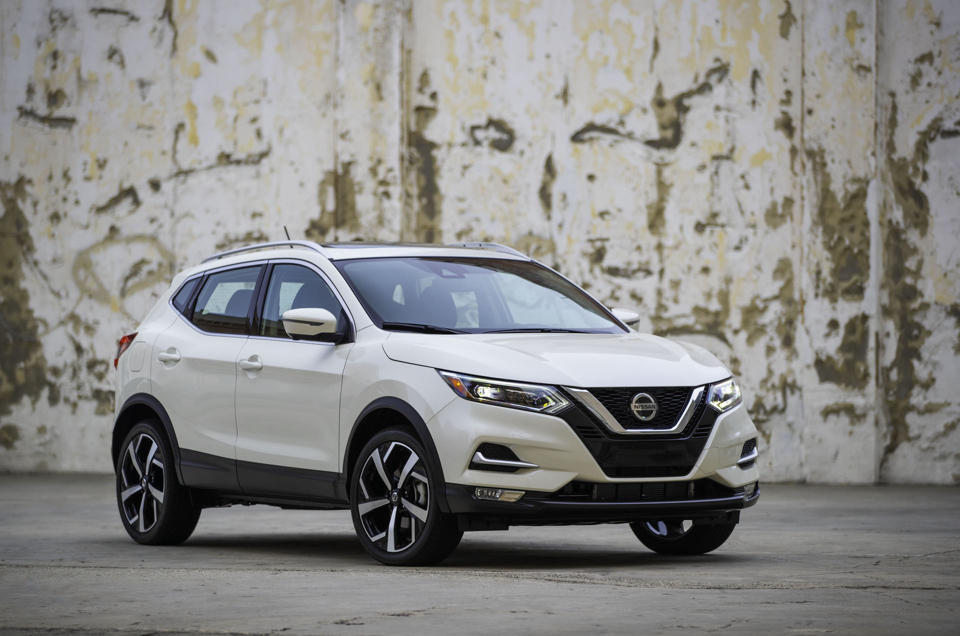 2022 Nissan Rogue Sport Review Ratings Specs Prices And Photos The Car Connection