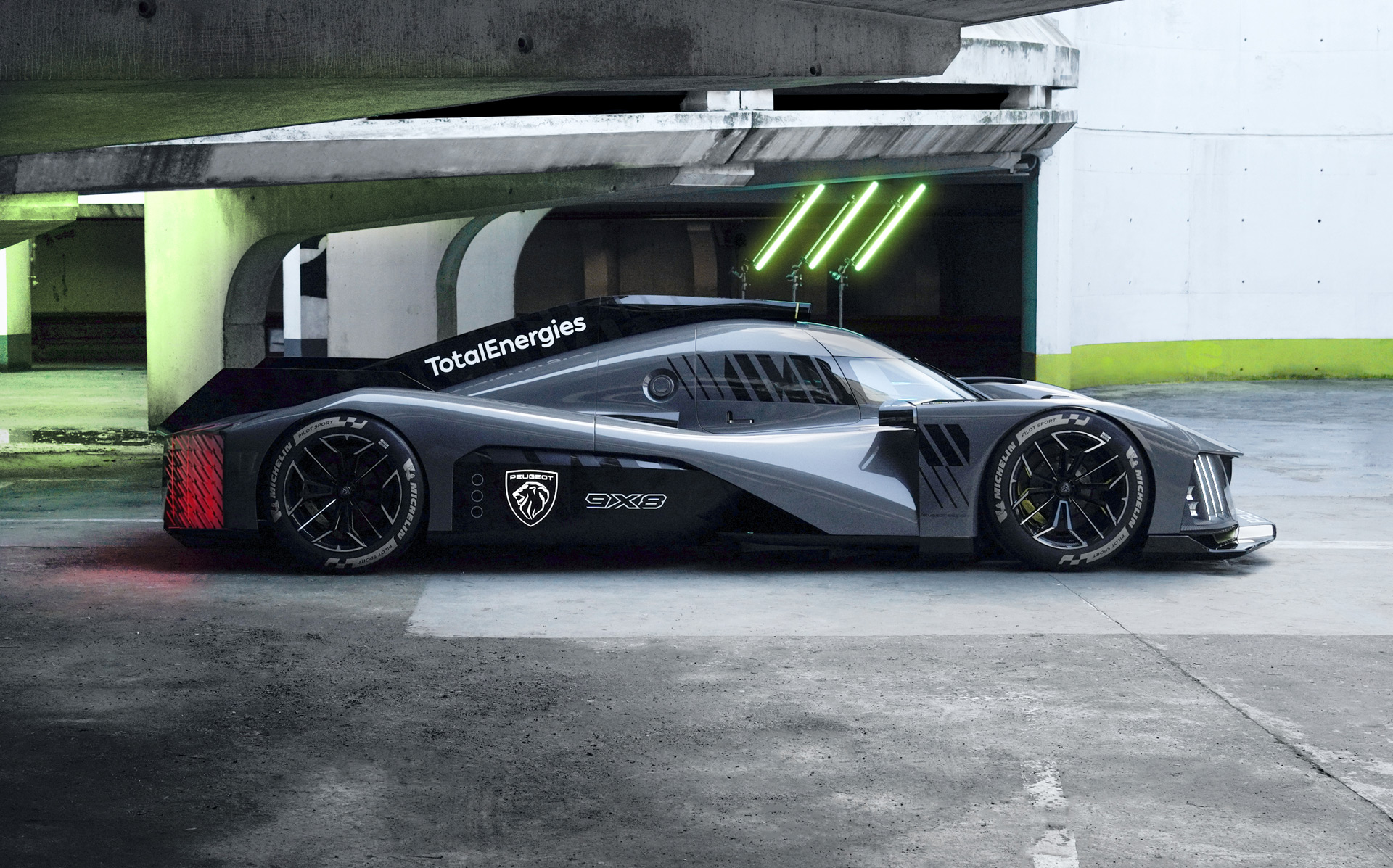 2022 Peugeot 9X8 Le Mans Hypercar takes to the track in new video