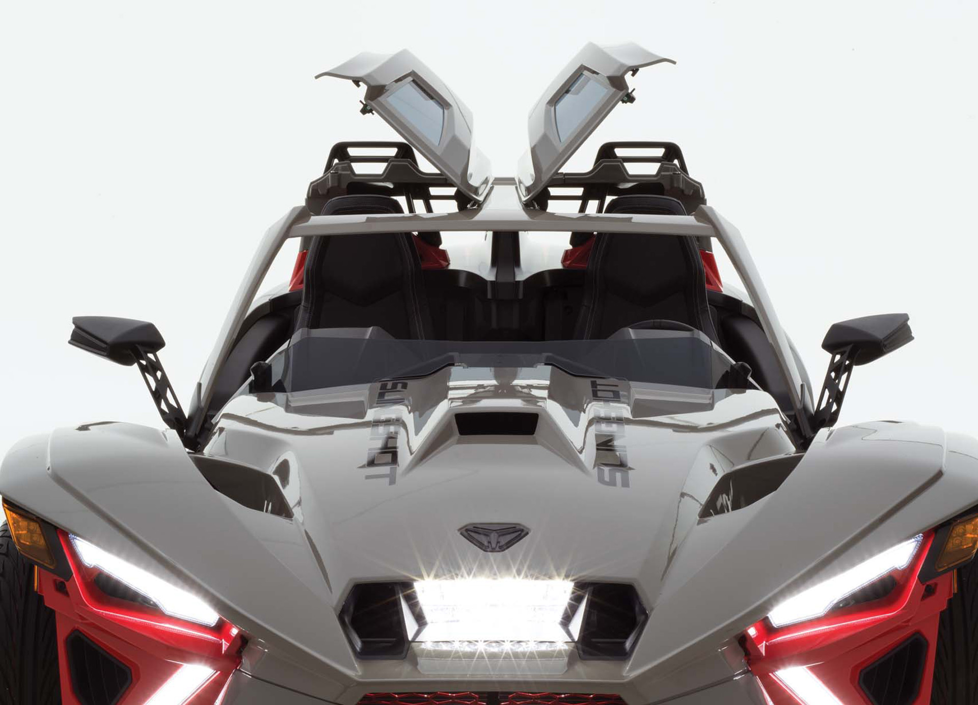 Preview 2022 Polaris Slingshot adds new roof options
