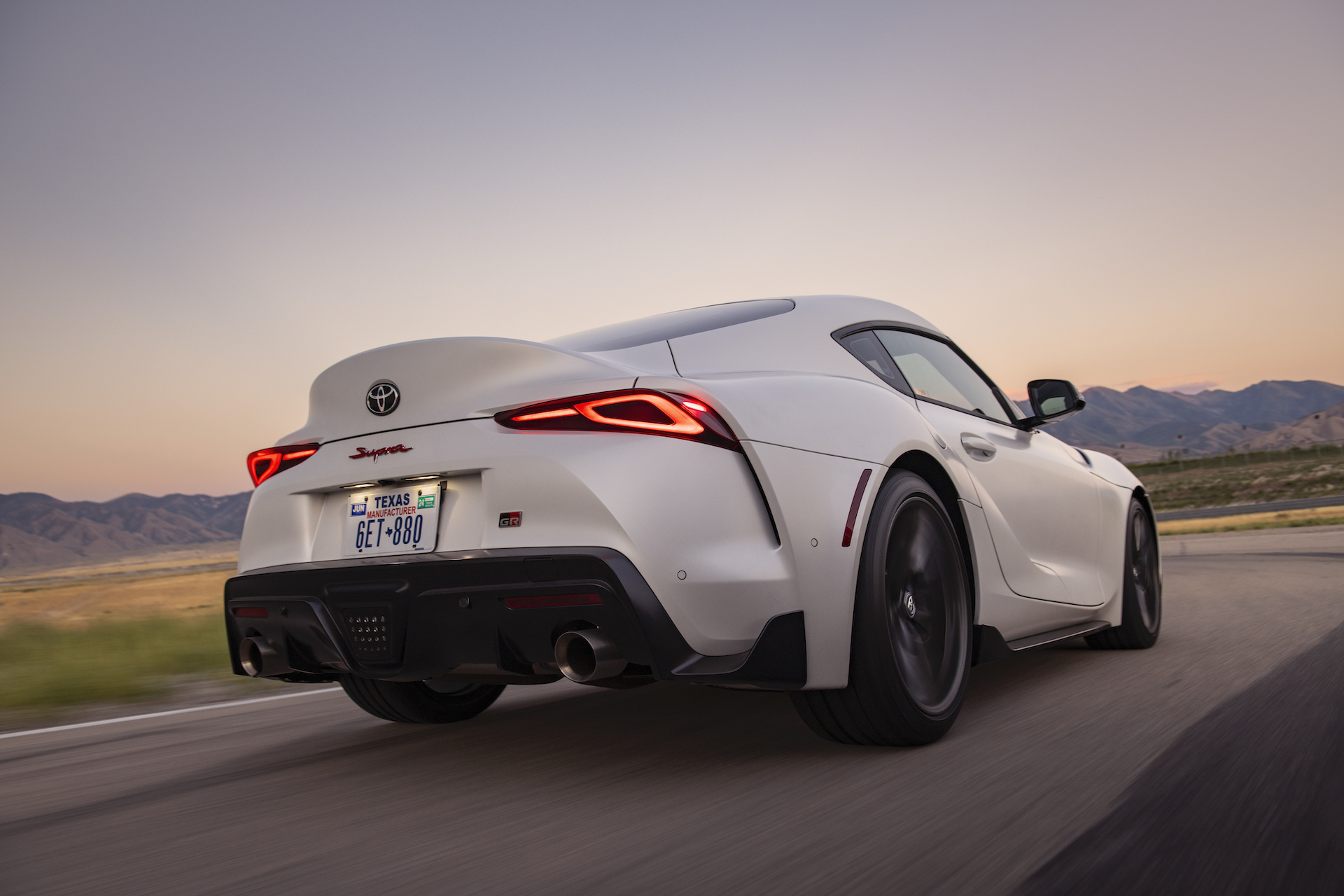 Review 2023 Toyota Gr Supra Manual Unlocks New Levels Of Sports Car Fun 9854