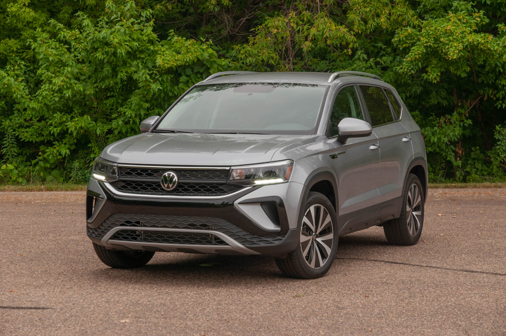 Review update 2022 Volkswagen Taos spins a tale of two crossovers