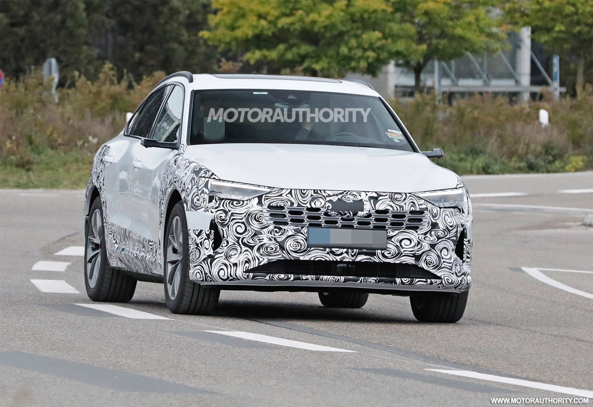 2023 Audi E Tron Sportback Spy Shots Mid Cycle Update To Bring New Styling Tech