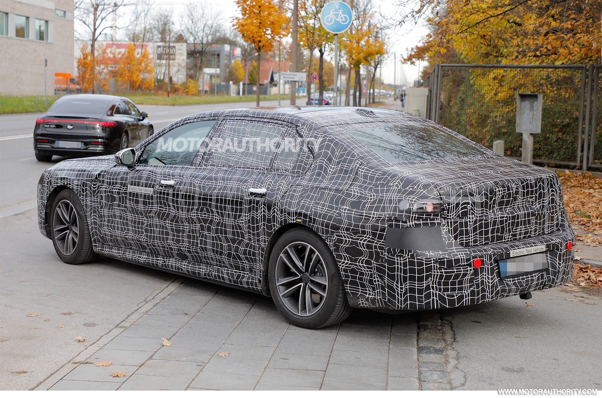 2023 BMW I7 Spy Shots Next gen 7 Series Electric Version Spotted 2023-bmw-i7-spy-shots-next-gen-7-series-electric-version-spotted