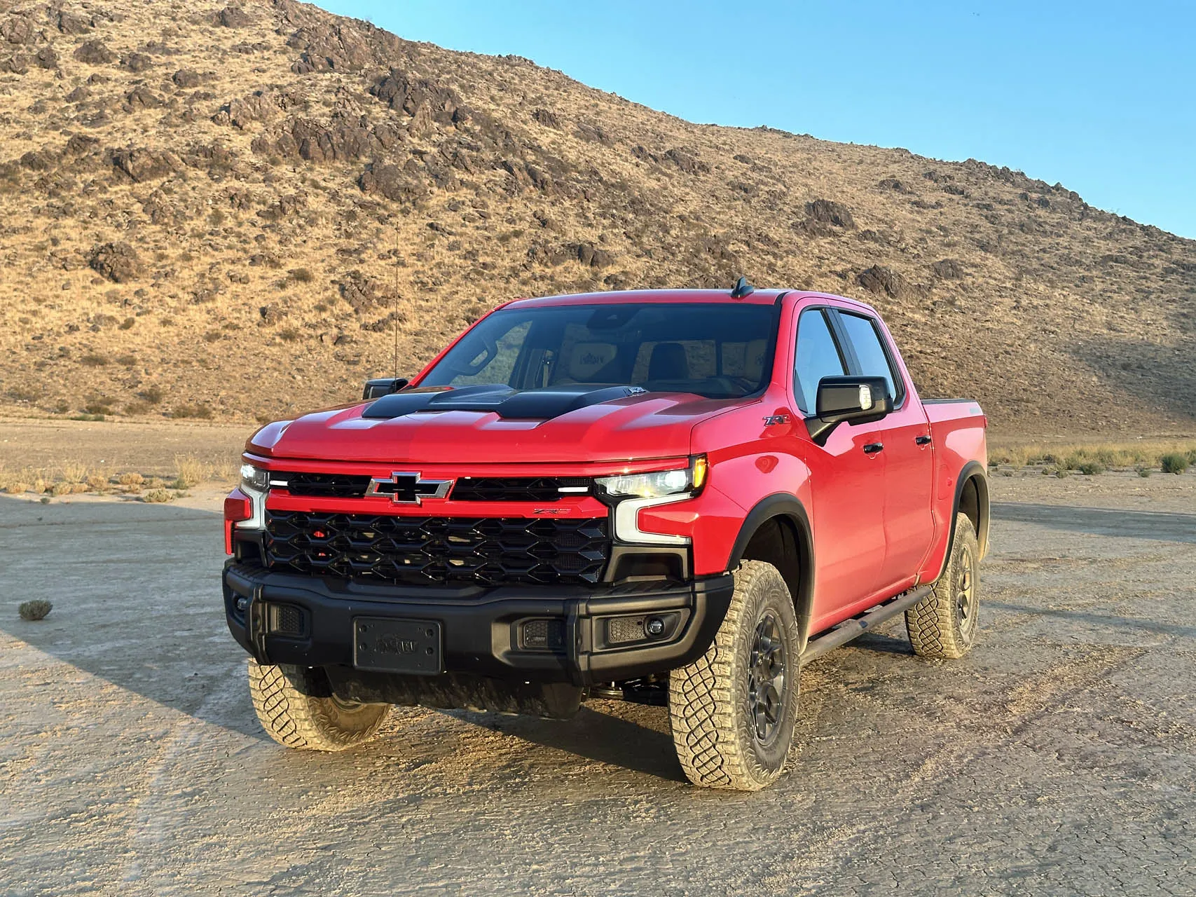 Touring 2023 Chevy Silverado 1500 Zr2 Bison Watches The Sky