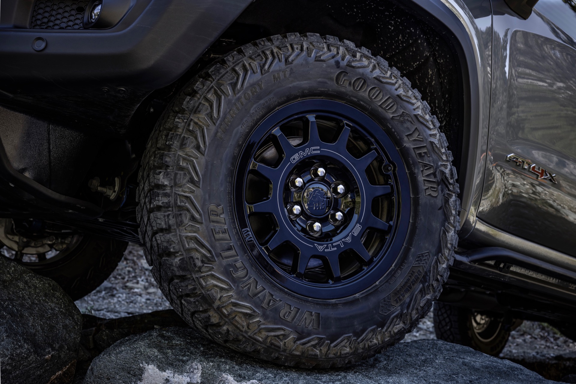 2023 GMC Sierra 1500 AT4X AEV Edition Digs Into The Aftermarket Parts 
