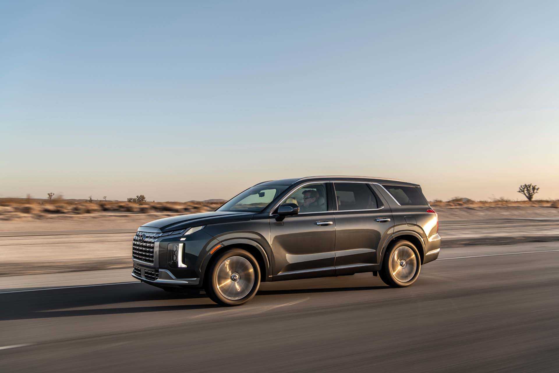 Research the 2023 Hyundai Palisade SUV in Charlotte