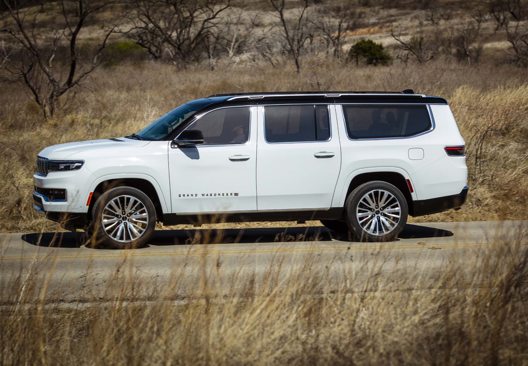 2023 Jeep Wagoneer L and Grand Wagoneer L go long to take on the Chevy