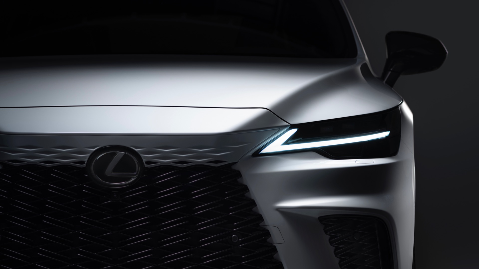 2023 Lexus RX teased, debuts May 31
