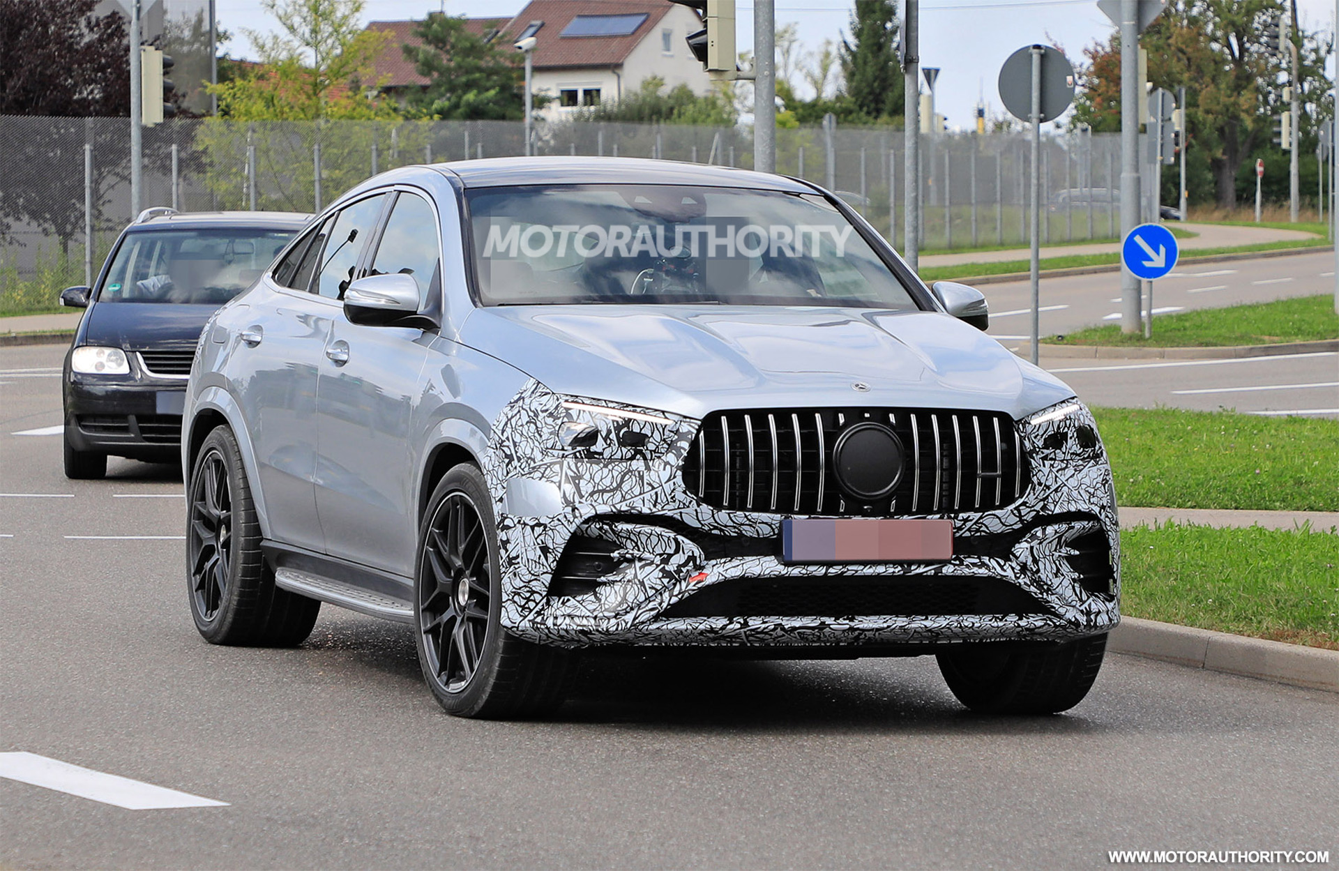 2024 Mercedes-Benz AMG GLE 53 Coupe spy shots: Minor update on the way Auto Recent