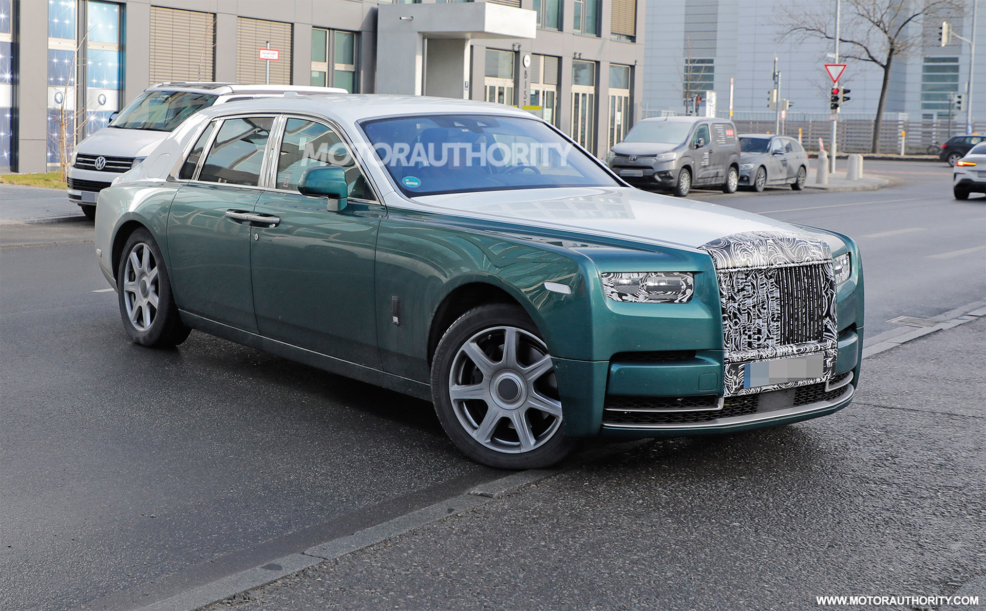 Rolls royce phantom 2023. Rolls Royce 2023. RR Phantom 2023. Роллс Ройс 2022-2023. New Rolls Royce Phantom 2023.