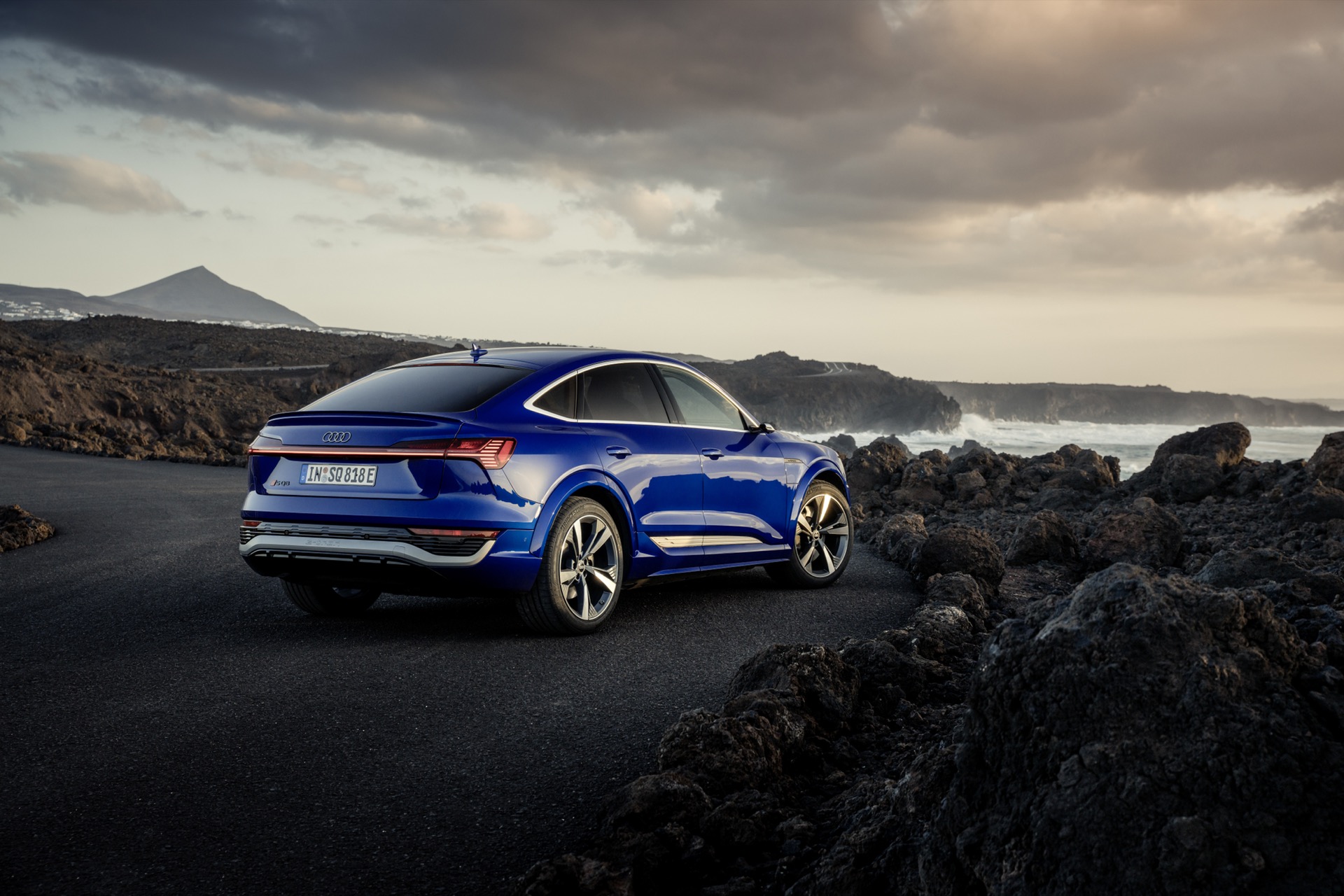 2024 Audi Q8 ETron starts at 75,495, EPA range to 300 miles