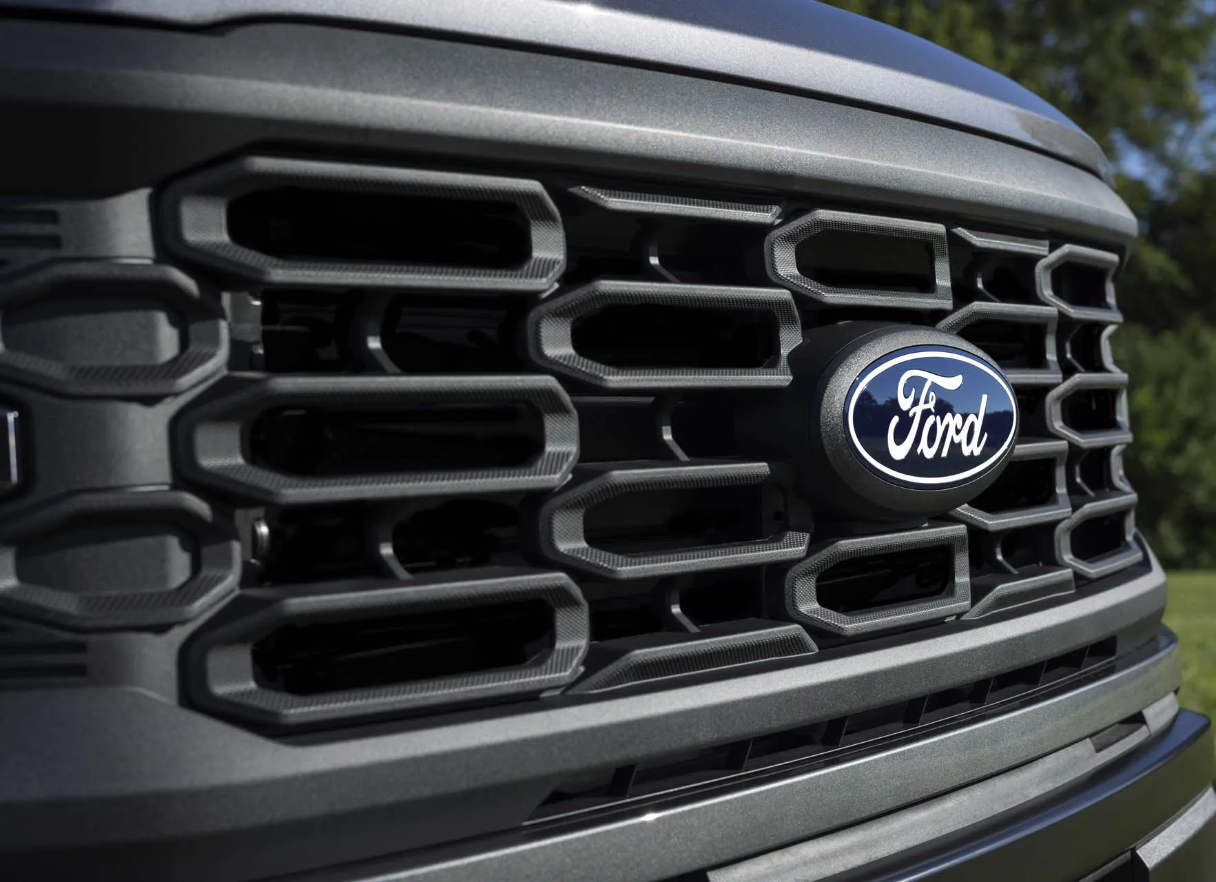 Ford simplified its logo, new version debuts on 2024 F-150 Auto Recent