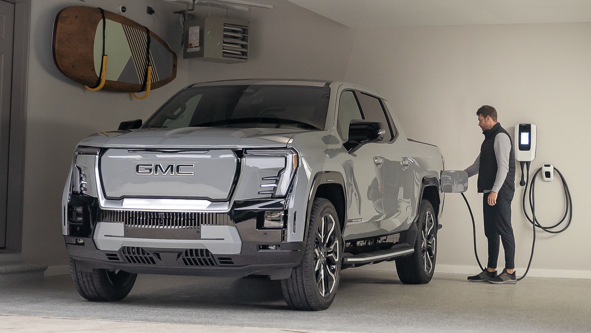 2025 GMC Sierra EV Denali starts at $91,995, delivers up to 460 miles of range Auto Recent