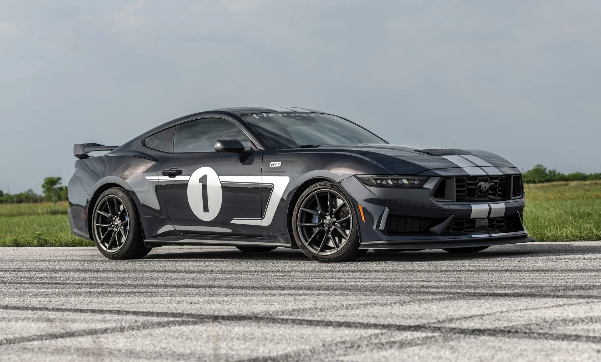 Hennessey’s 850-hp Mustang Dark Horse drops 0-60 mph by a half-second Auto Recent