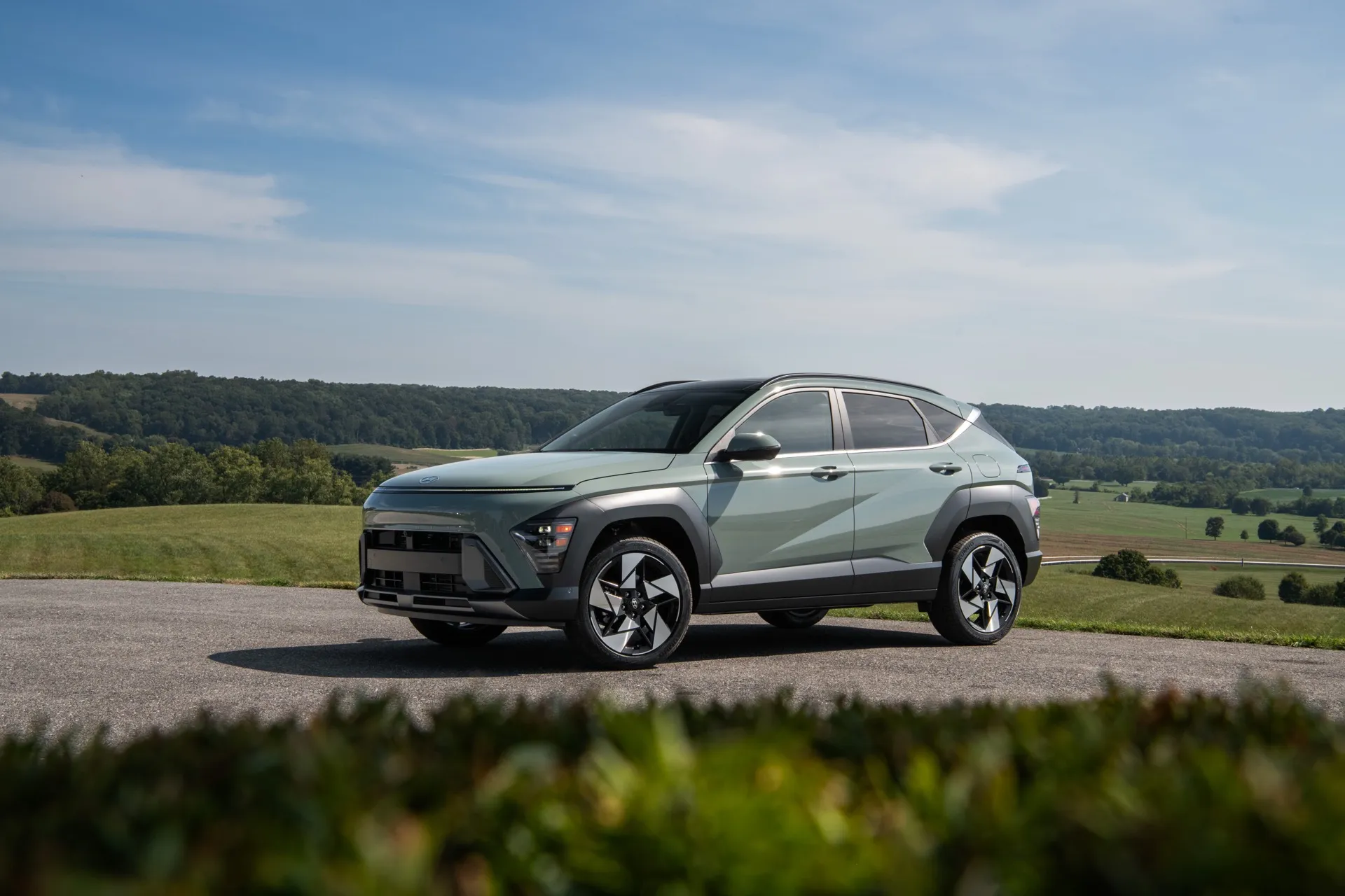 2024 Hyundai Kona Review, Pricing, & Pictures