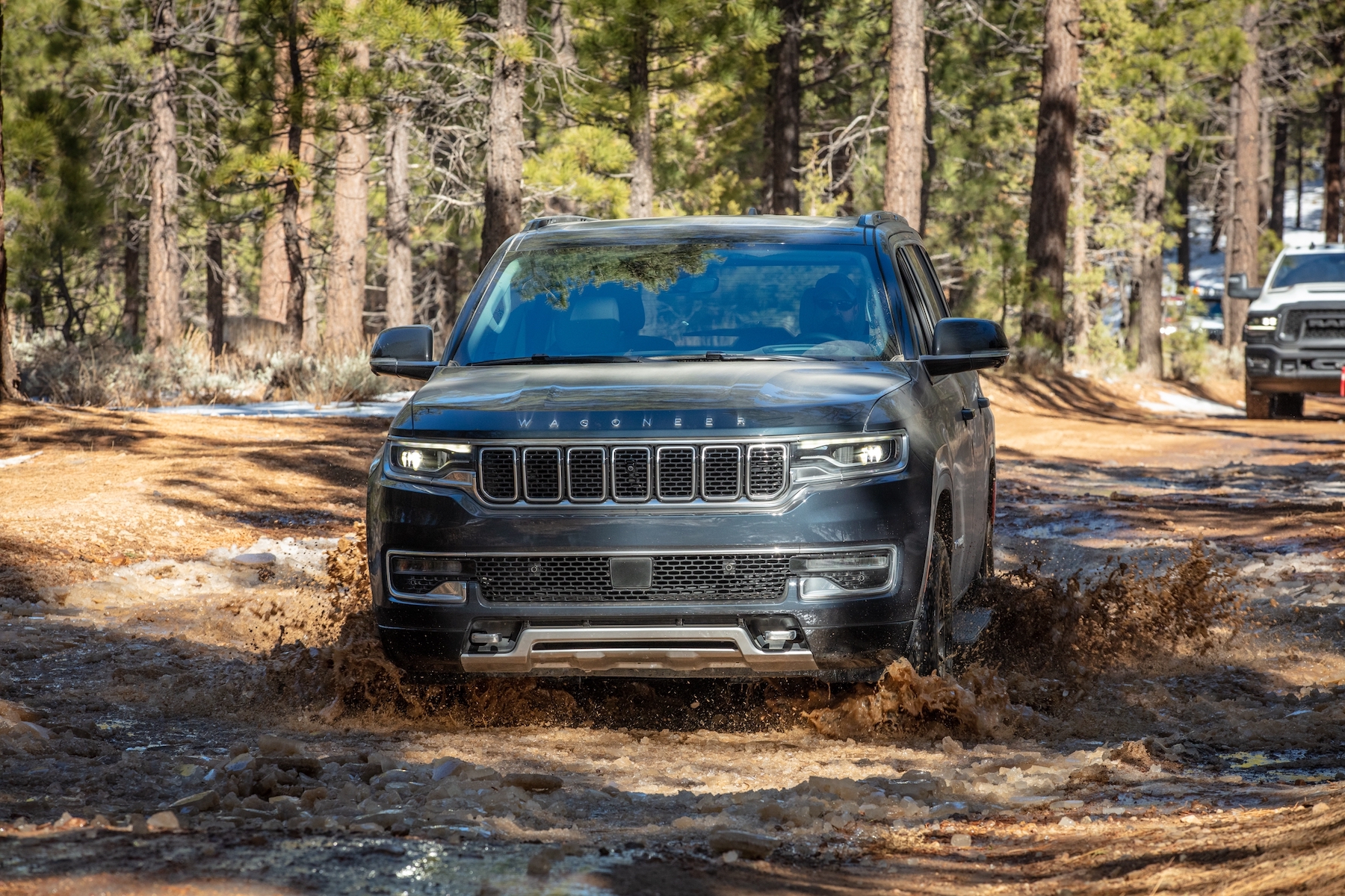 Electrified Jeep Wagoneer due by end of 2025