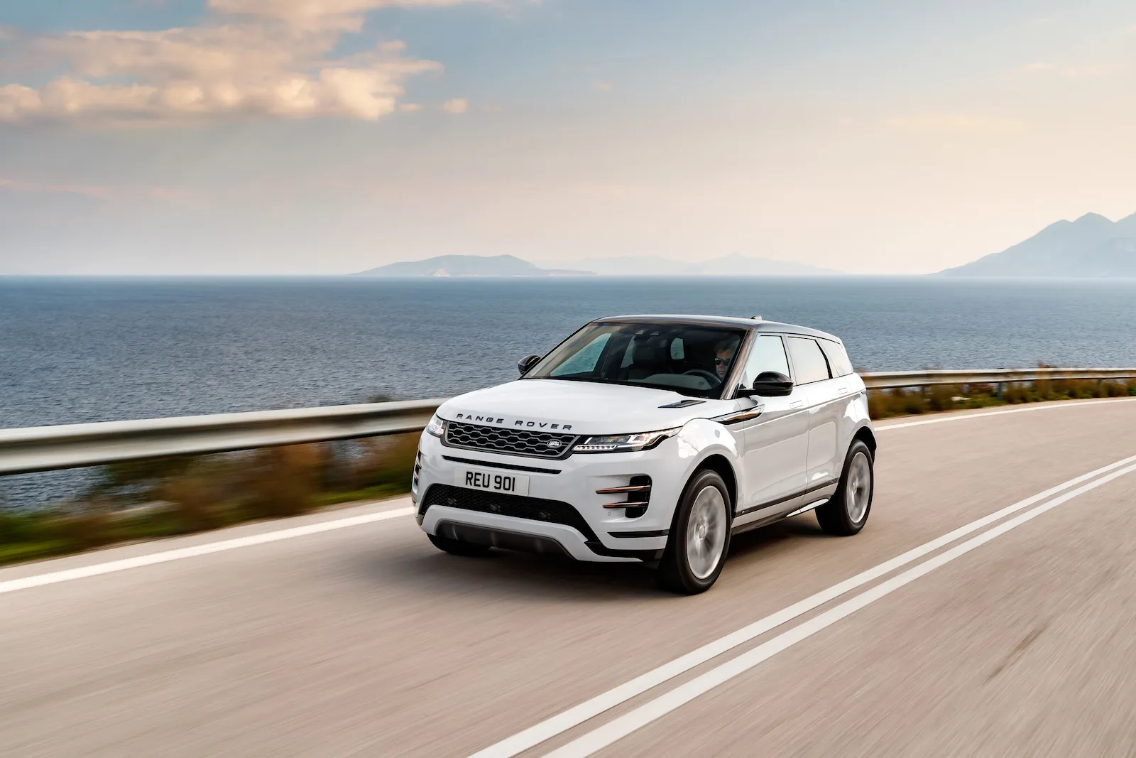 2019 Land Rover Range Rover Evoque - News, reviews, picture galleries and  videos - The Car Guide