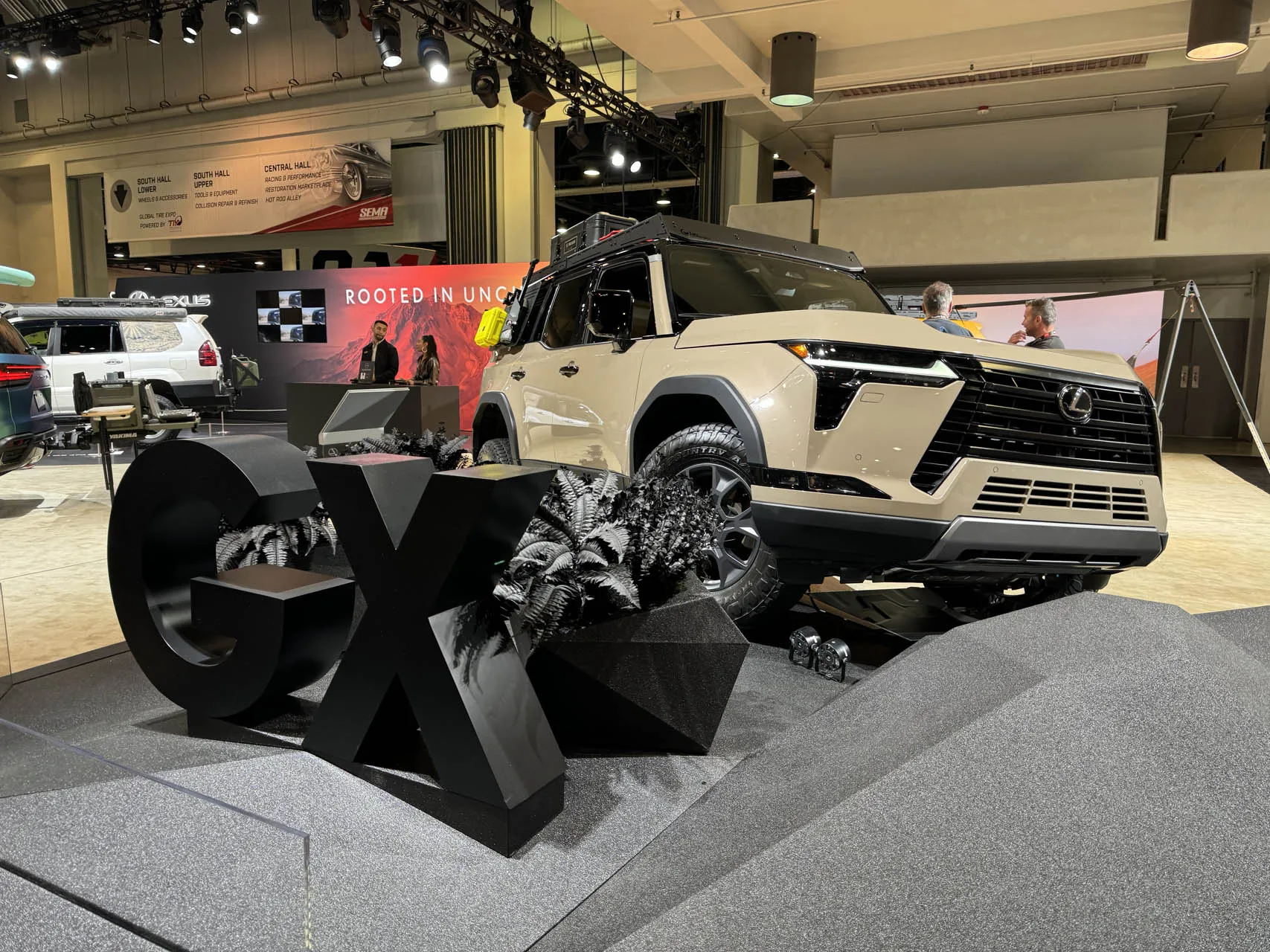 De Lexus GX-concept toont het actieve levensstijlpotentieel van SUV’s