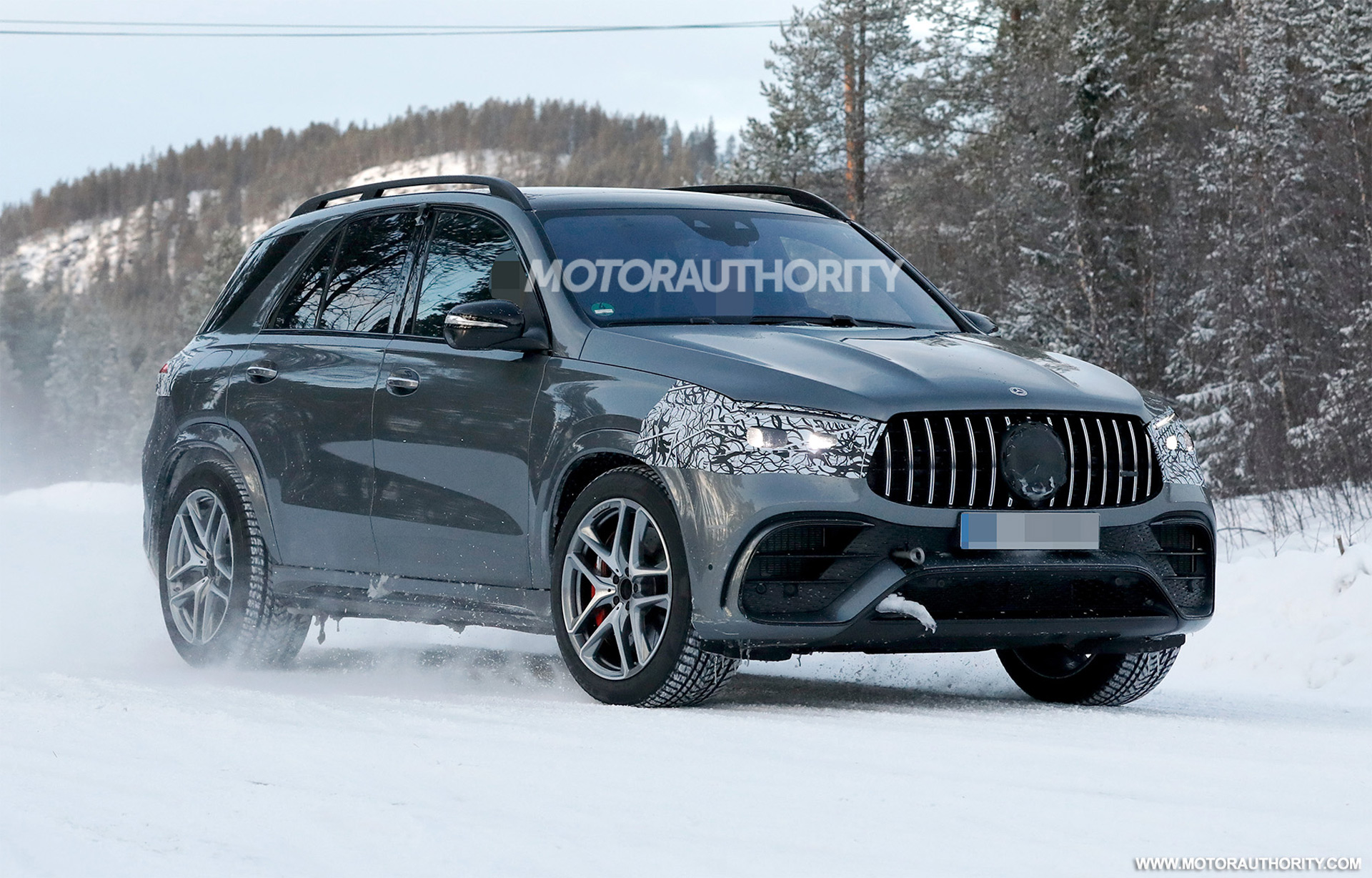 2024 MercedesBenz AMG GLE 63 spy shots Midcycle update in the works