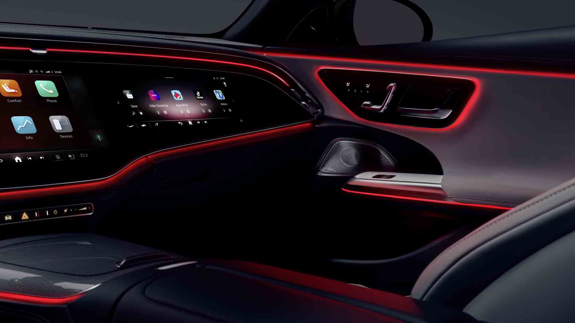 Mercedes shows hightech interior of redesigned 2024 EClass