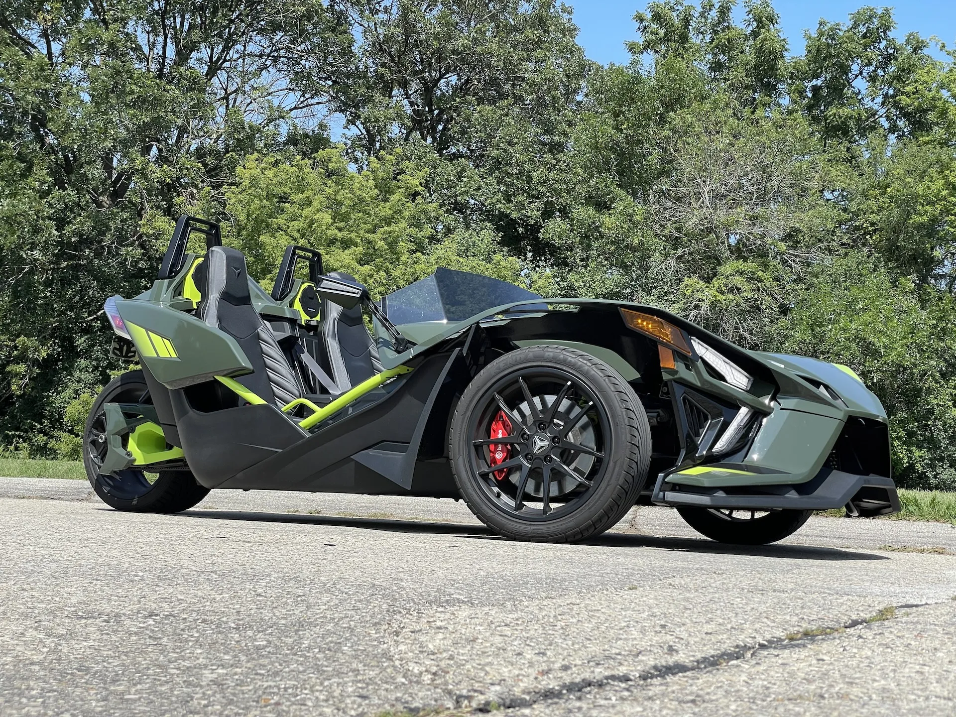 Review: 2024 Polaris Slingshot R stands out as the ultimate toy Auto Recent