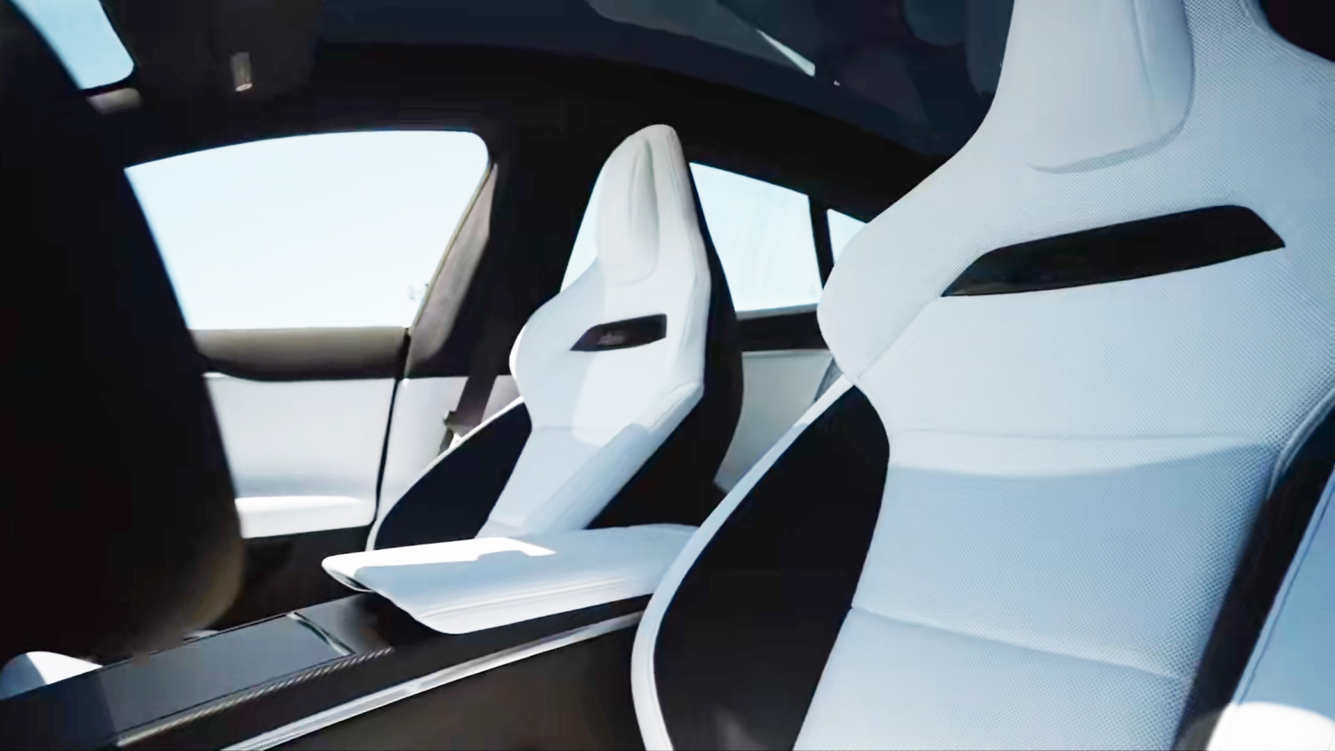 Tesla Model S Plaid finally gets sport seats Auto Recent