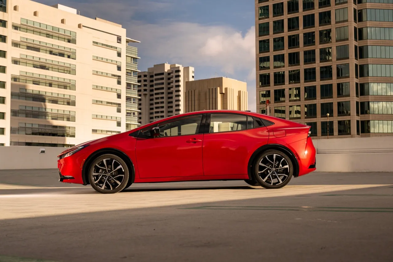 2023-2024 Toyota Prius recall prompts advice to lock doors