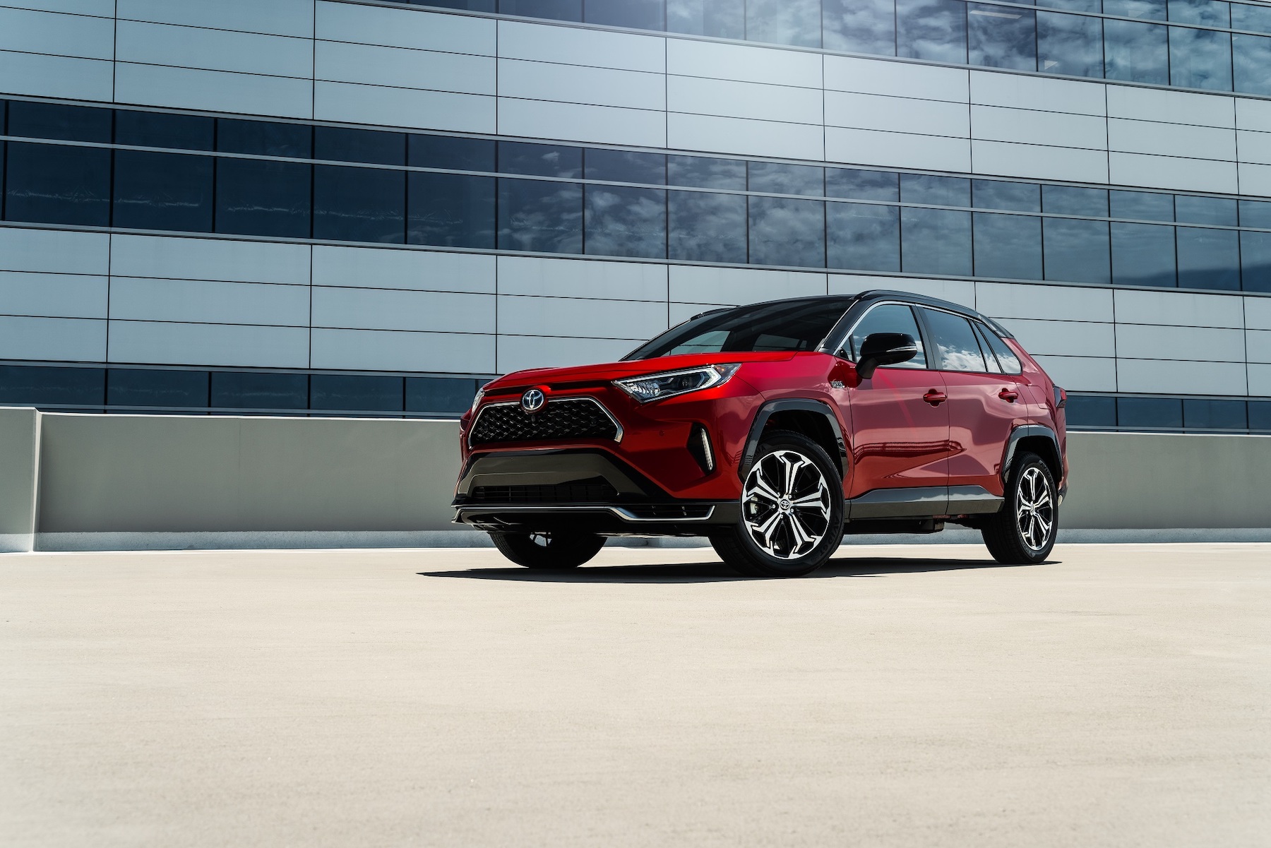 Tiguan vs RAV4: Crossover SUV Comparison