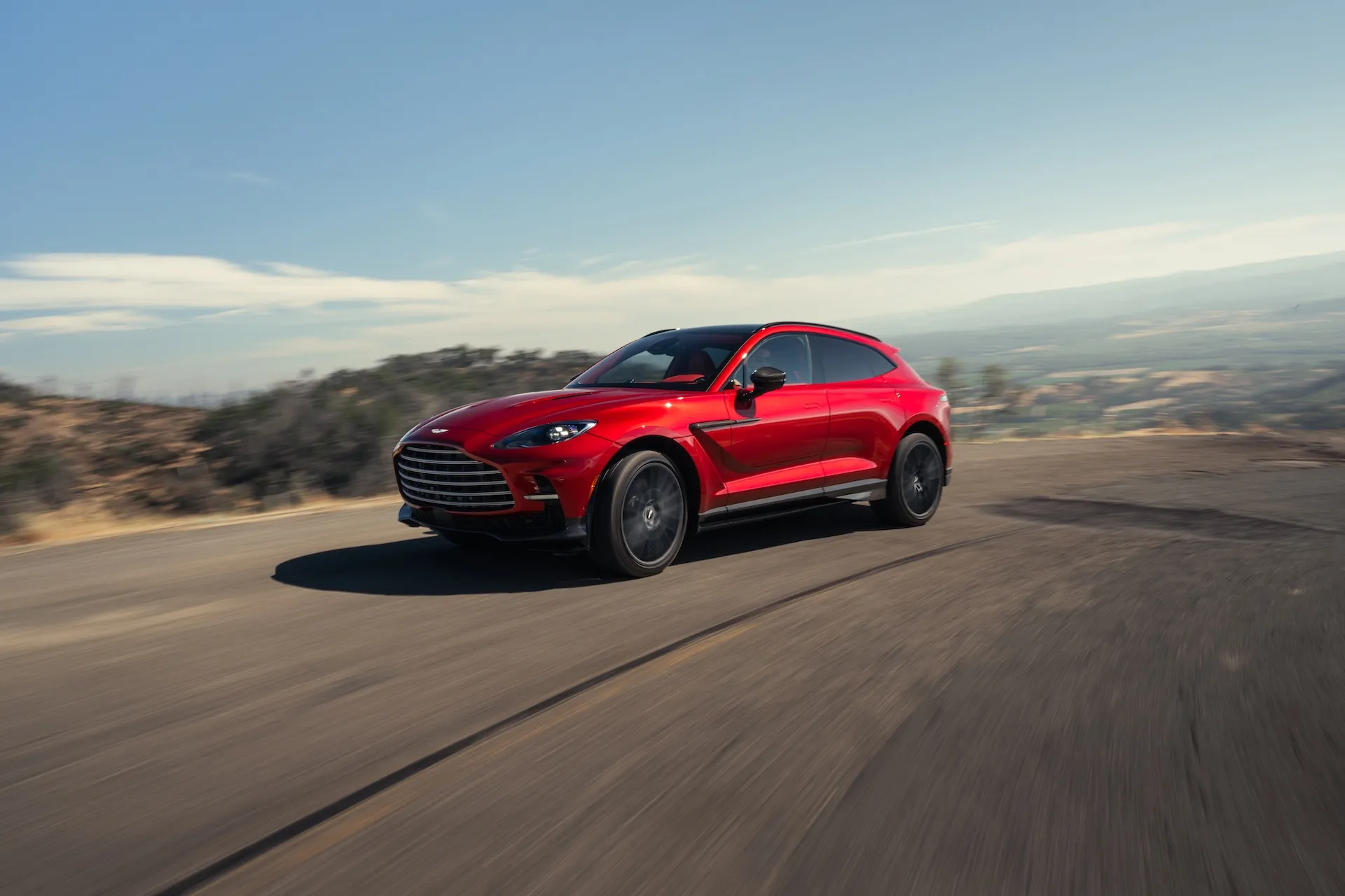 Review: 2025 Aston Martin DBX707 leans harder into exuberance Auto Recent