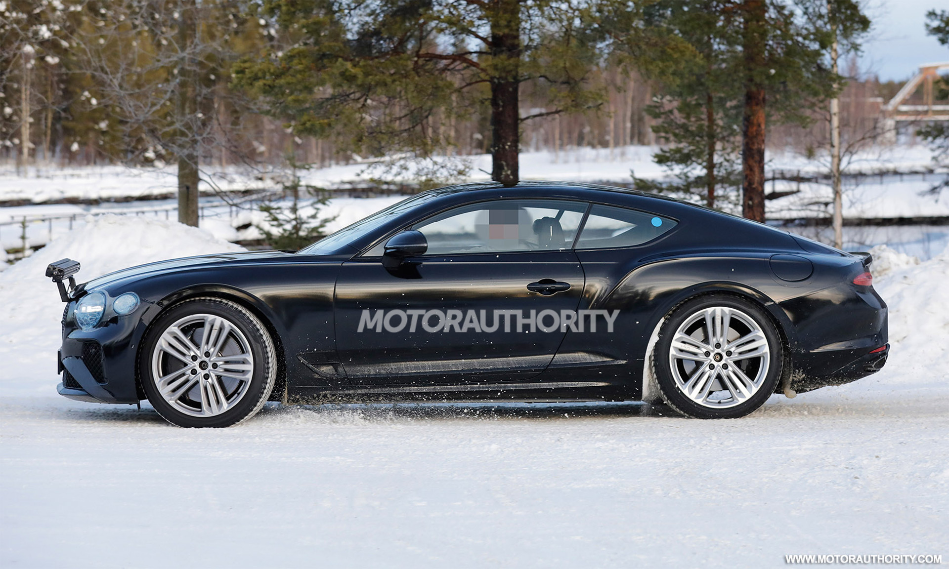 2025 Bentley Continental GT facelift spy shots - Photo credit: Baldauf