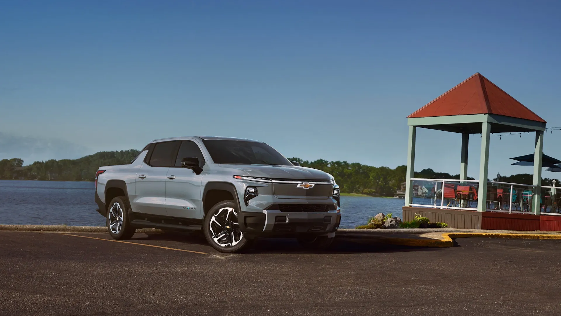 2025 Chevrolet Silverado EV ups range to 492 miles Auto Recent