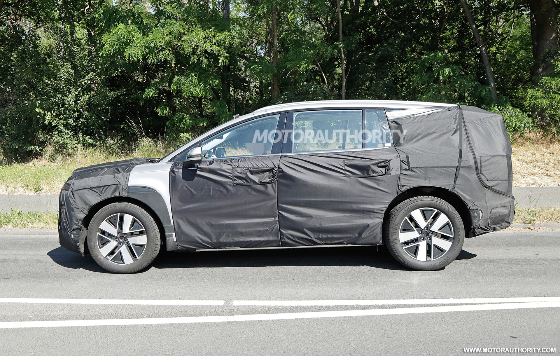 BMW M5 Touring, Hyundai Ioniq 7: Car News Headlines Auto Recent