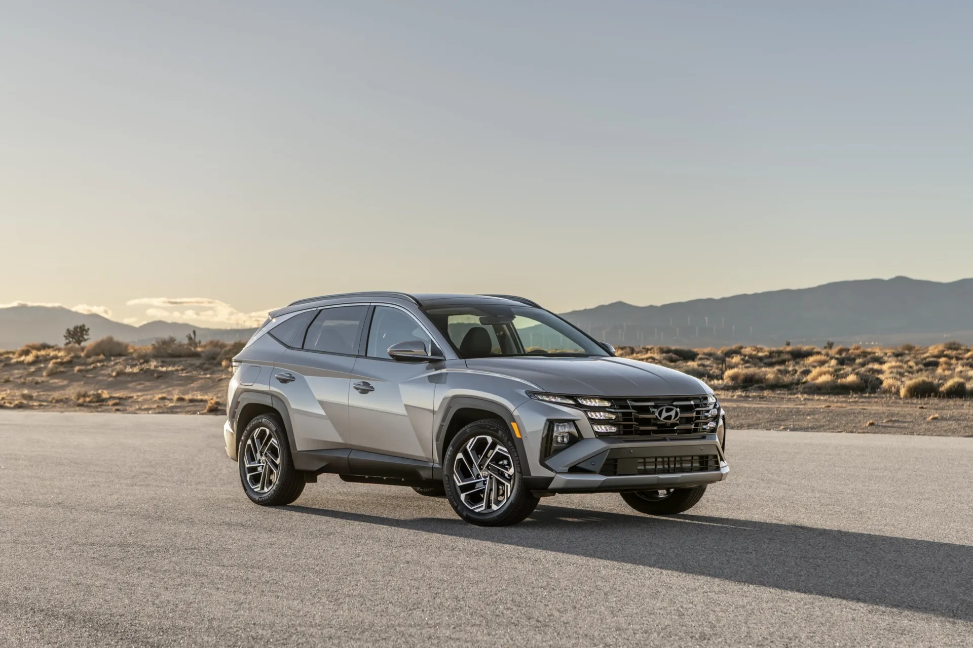 2025 Hyundai Tucson plug-in hybrid sports standard AWD, “Green Zone” mode