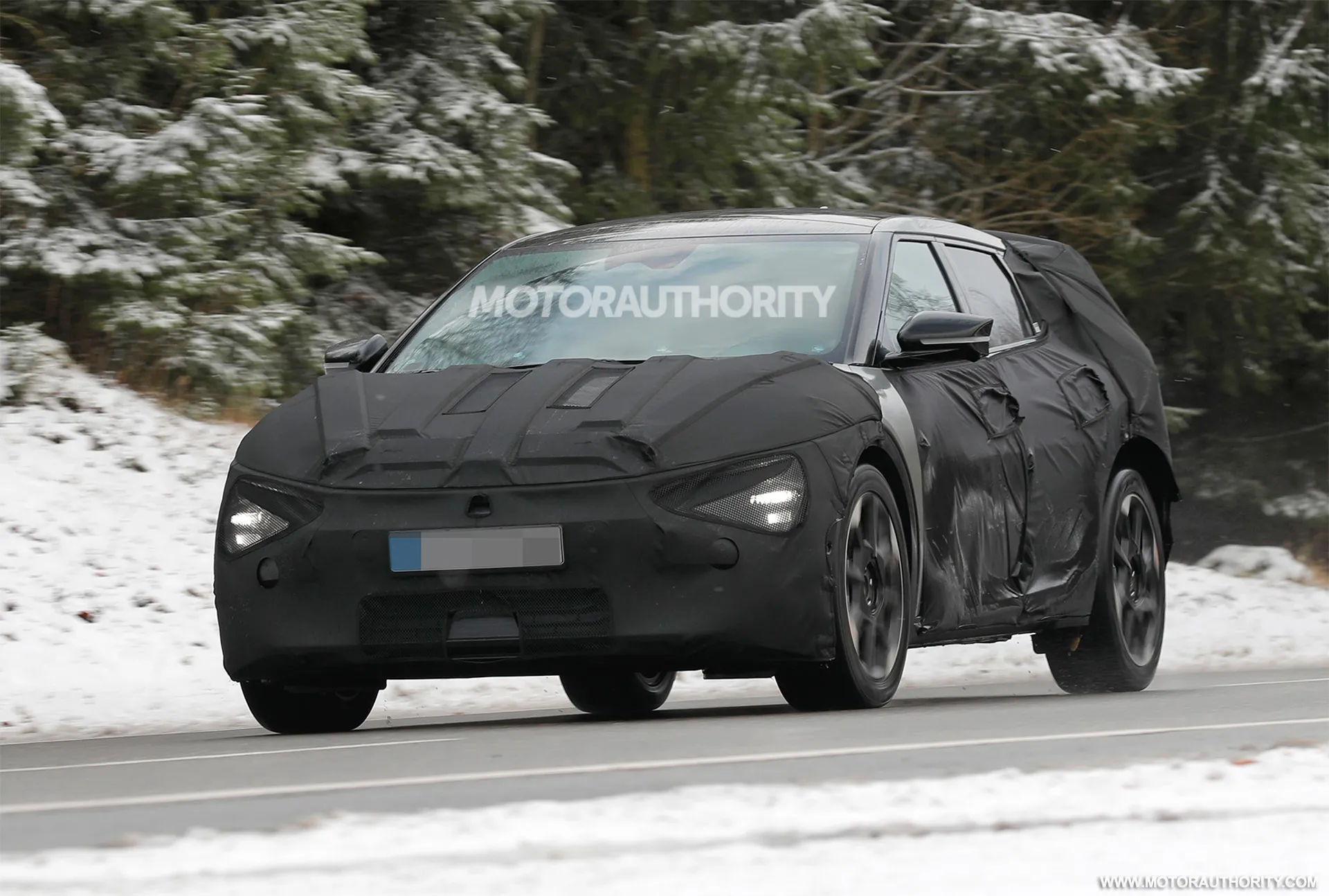 2025 Kia EV6 GT spied with updates