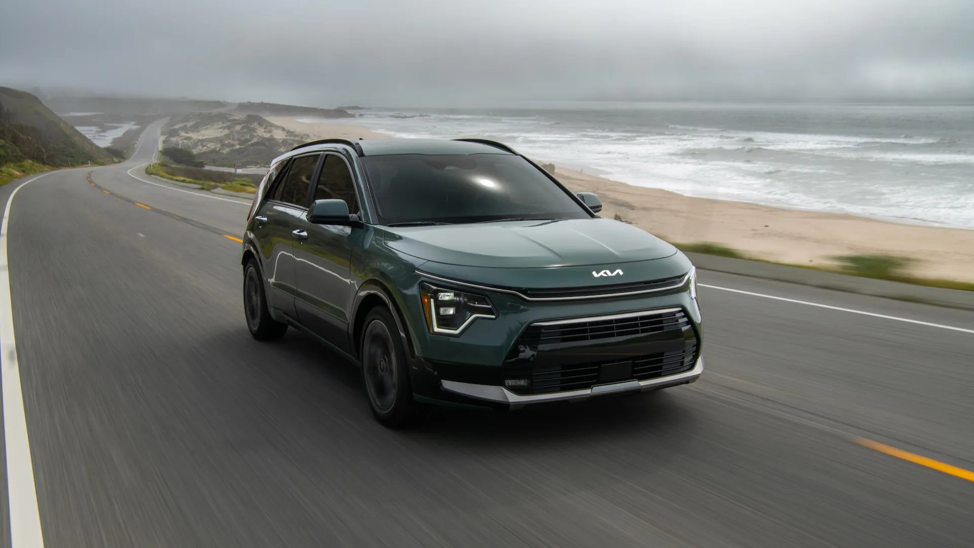 2025 Kia Niro Hybrid costs ,365, PHEV costs ,865