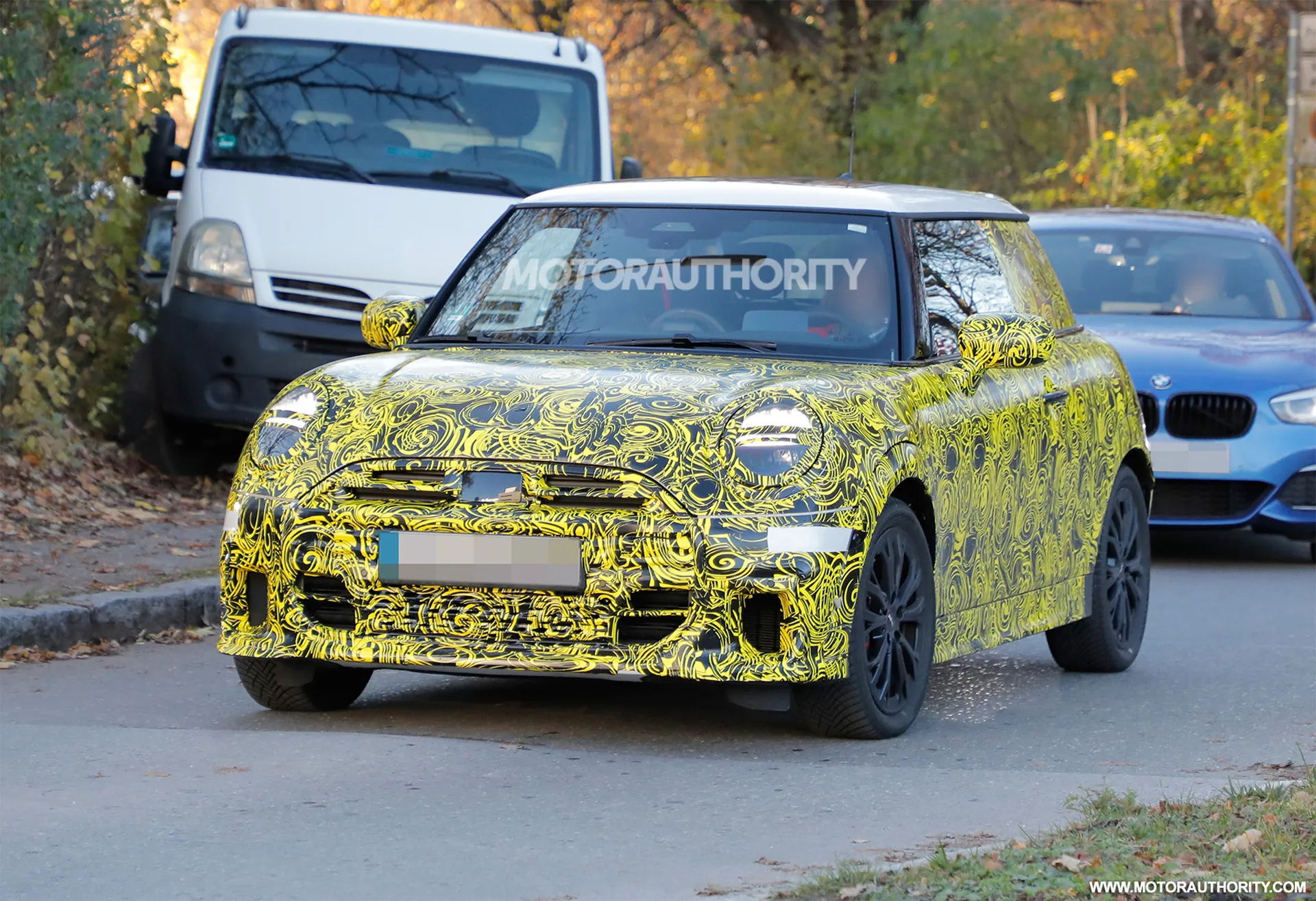 2025 Mini Countryman spy shots and video