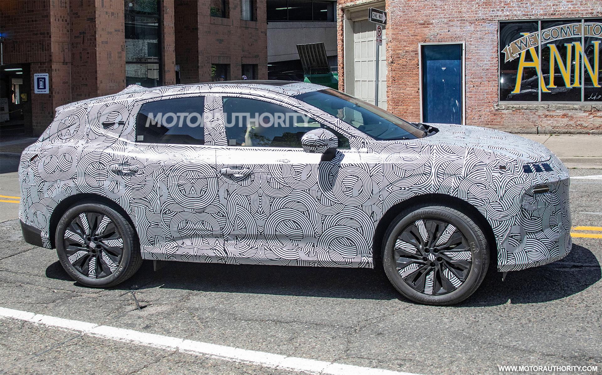 2025 Nissan Murano, 2025 VW Golf GTI: Today’s Car News 2025 Nissan Murano, 2025 VW Golf GTI: Today’s Car News