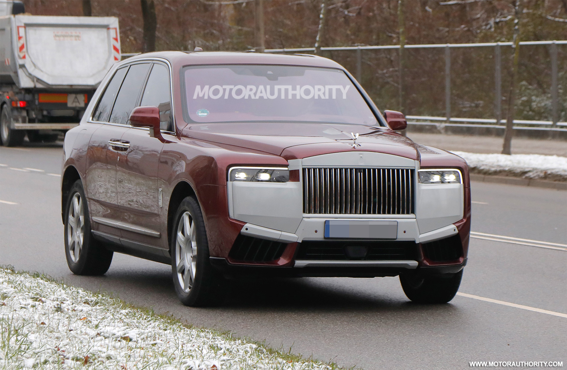 Rolls-Royce Cullinan SUV to Get a Refreshing Mid-Life Upgrade