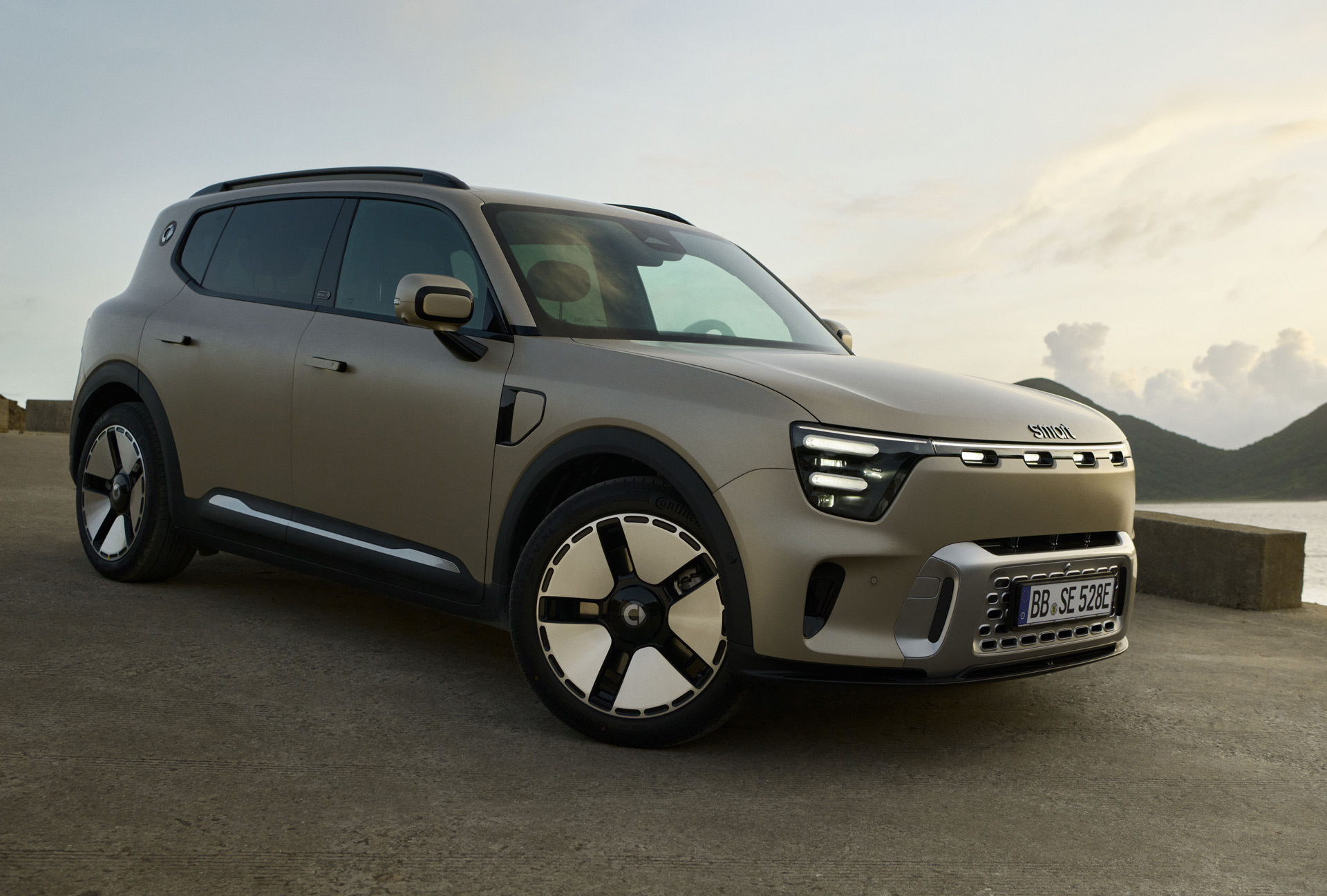 Smart enters electric compact crossover segment with #5 Auto Recent