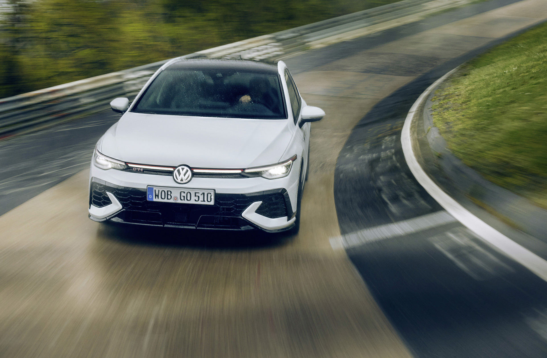 2025 VW Golf GTI, Alfa Romeo midsize SUV: Car News Headlines Auto Recent